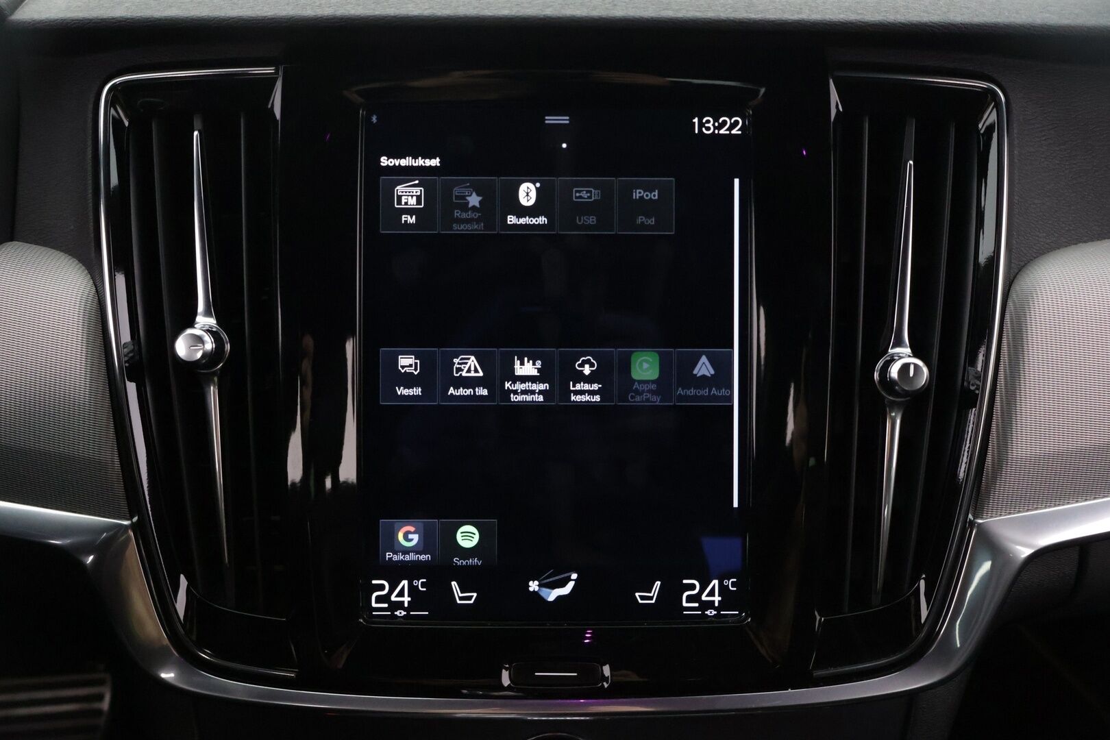 Volvo V90 2017 T8 AWD R-Design aut *Taittuva Koukku / Webasto / Crystal* - *Tilava / Taloudellinen / Farmari*
