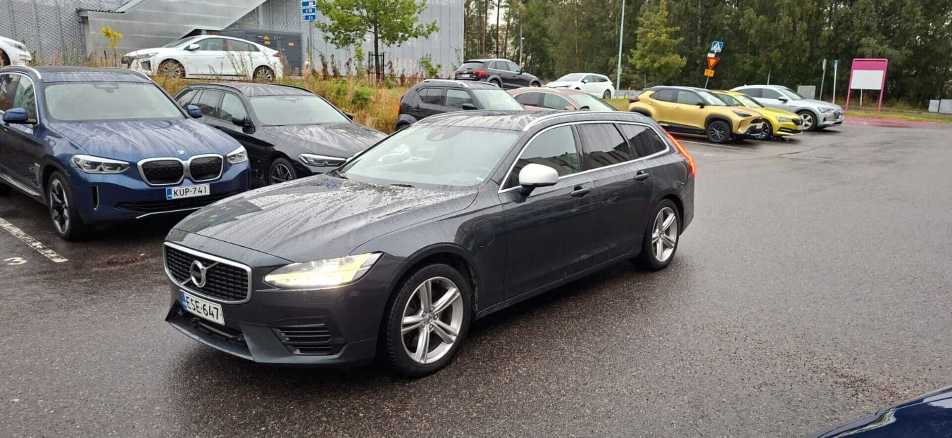 Volvo V90 2017 T8 AWD R-Design aut *Taittuva Koukku / Webasto / Crystal* - *Tilava / Taloudellinen / Farmari*