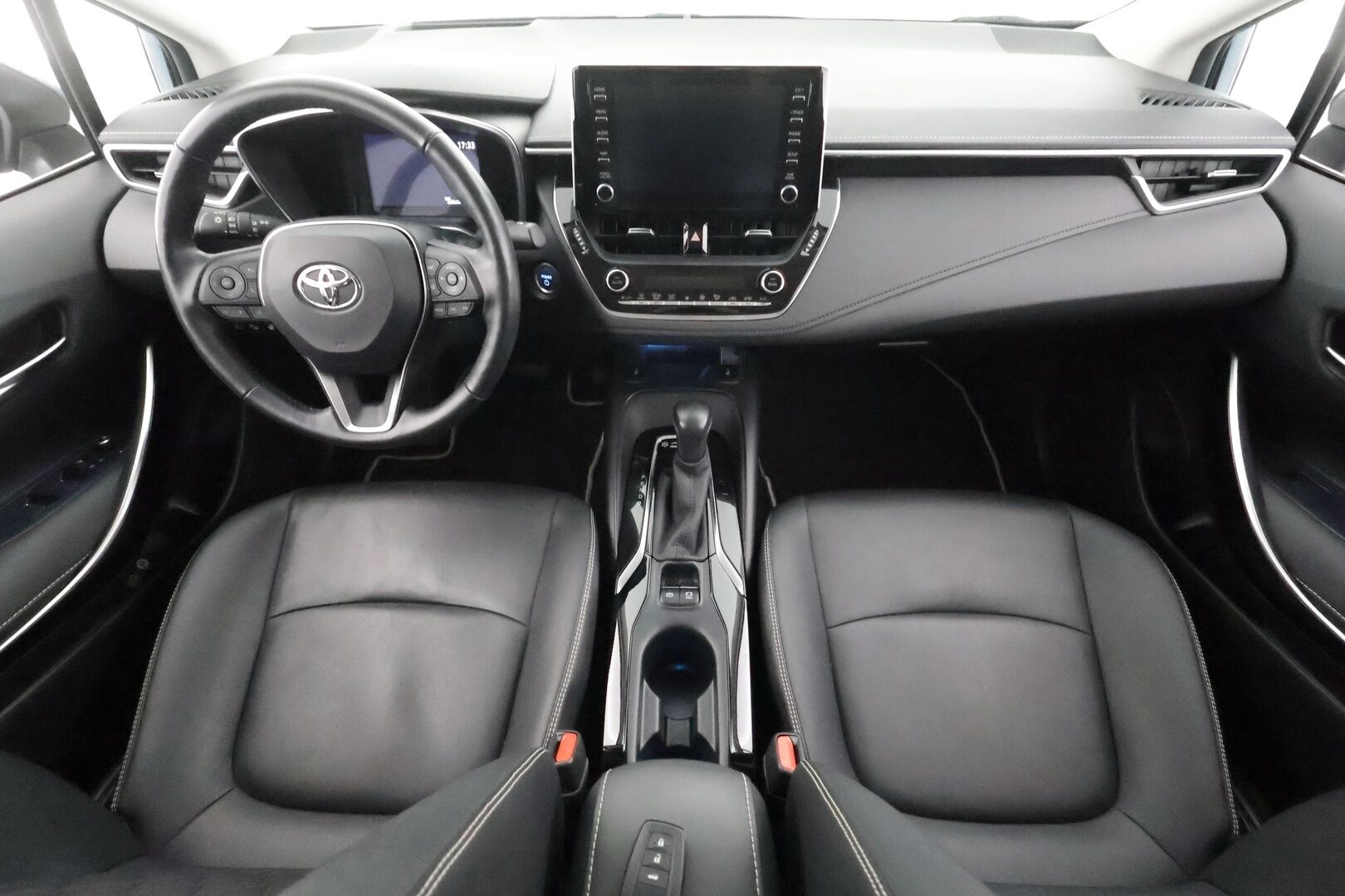 Toyota Corolla 2020 Sedan 1,8 Hybrid Premium Business - | HUD | ACC | LED | P.Kamera | Navi | Katveavustin | Keyless | Lohkolämmitin | Nahkaverhoilu | Kaistavahti | 1-om Suomi-auto | Kahdet renkaat |