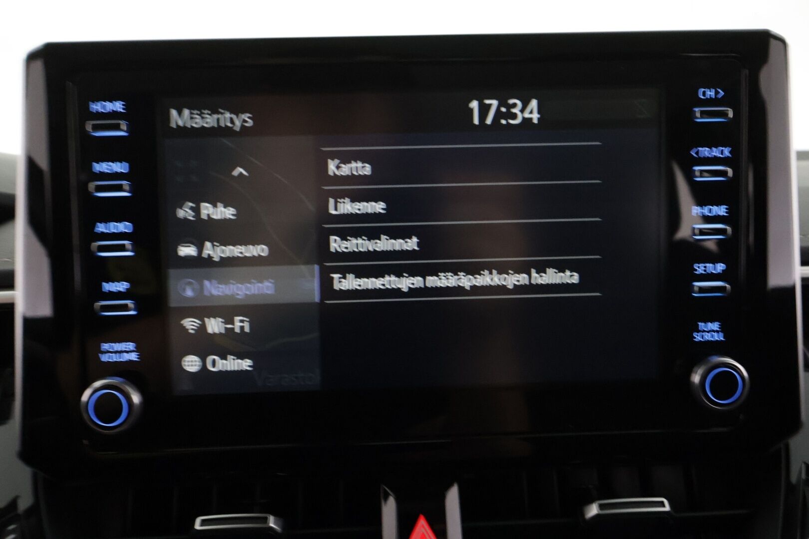 Toyota Corolla 2020 Sedan 1,8 Hybrid Premium Business - | HUD | ACC | LED | P.Kamera | Navi | Katveavustin | Keyless | Lohkolämmitin | Nahkaverhoilu | Kaistavahti | 1-om Suomi-auto | Kahdet renkaat |