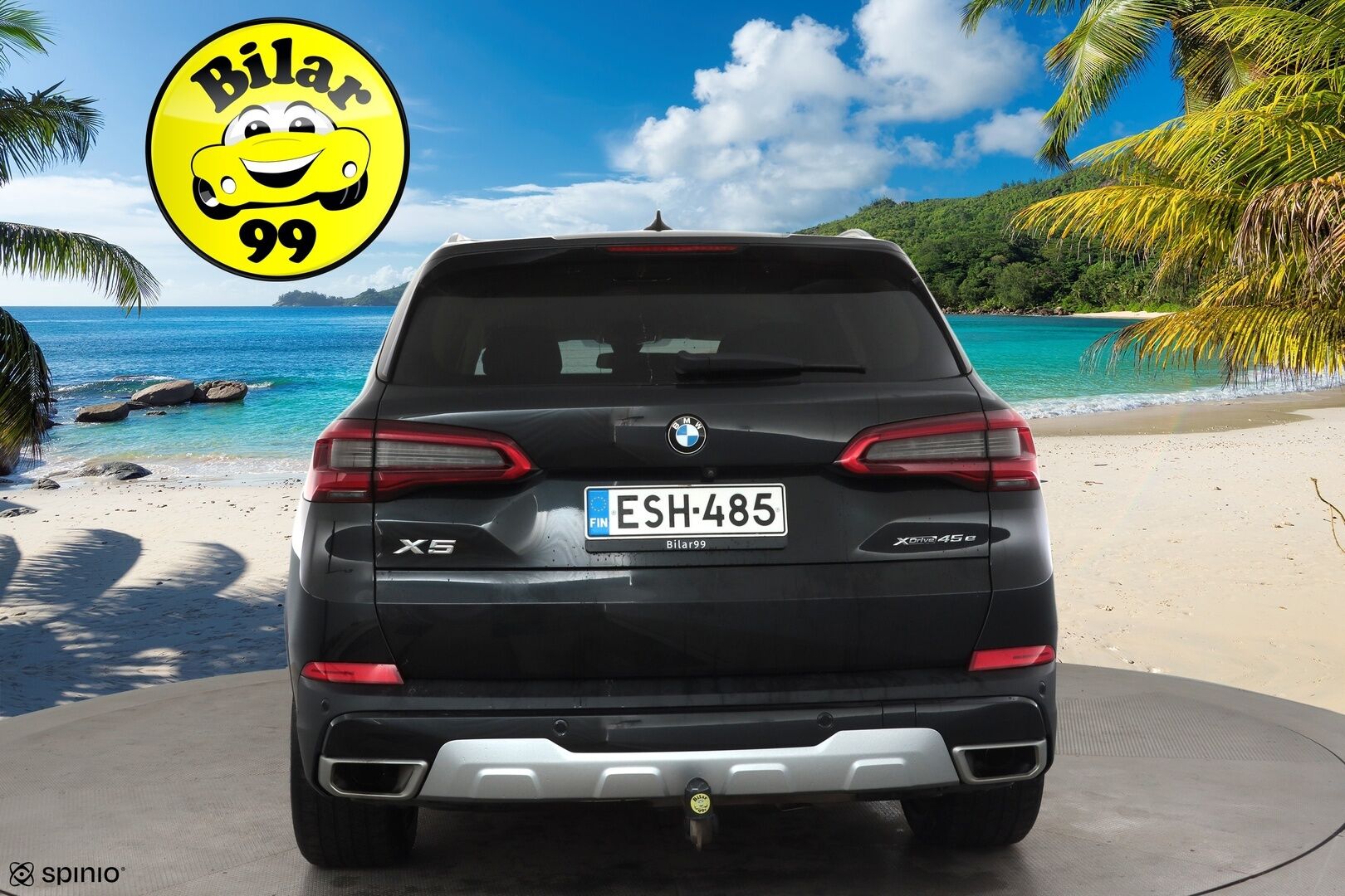 BMW X5 2020 G05 xDrive45e A * Ilma-alusta / Koukku / LED / Comfort-penkit Muistilla / P.Kamera / H&K / Navi / Comfort Access * - 2x Latauskaapelit / Kahdet renkaat aluvanteilla