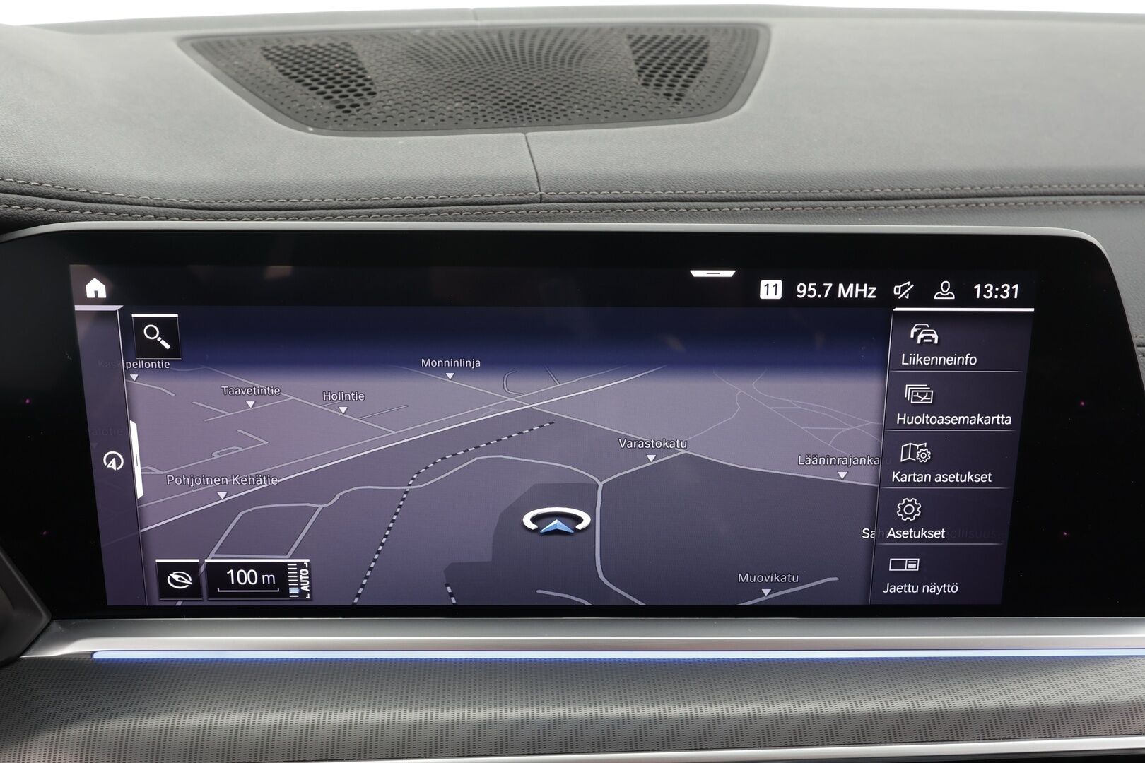 BMW X5 2020 G05 xDrive45e A * Vetokoukku / ACC / Harman&Kardon / Comfort Penkit Muistilla / Ilma-Alusta / LED / Comfort Access / Navi! - 2x Latauskaapelit / Kahdet renkaat aluvanteilla / Akku kuntotarkastettu!