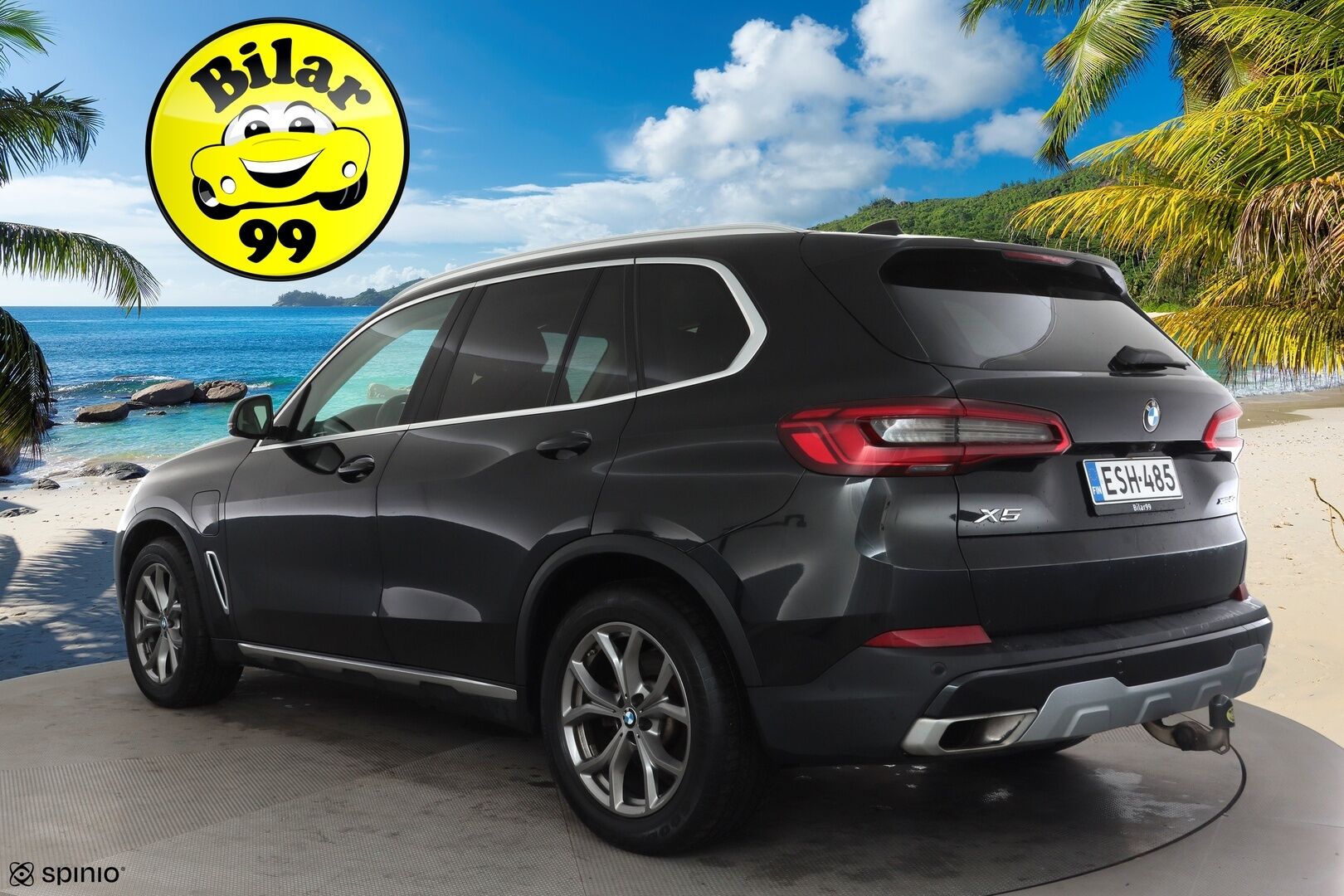 BMW X5 2020 G05 xDrive45e A * Vetokoukku / ACC / Harman&Kardon / Comfort Penkit Muistilla / Ilma-Alusta / LED / Comfort Access / Navi! - 2x Latauskaapelit / Kahdet renkaat aluvanteilla / Akku kuntotarkastettu!