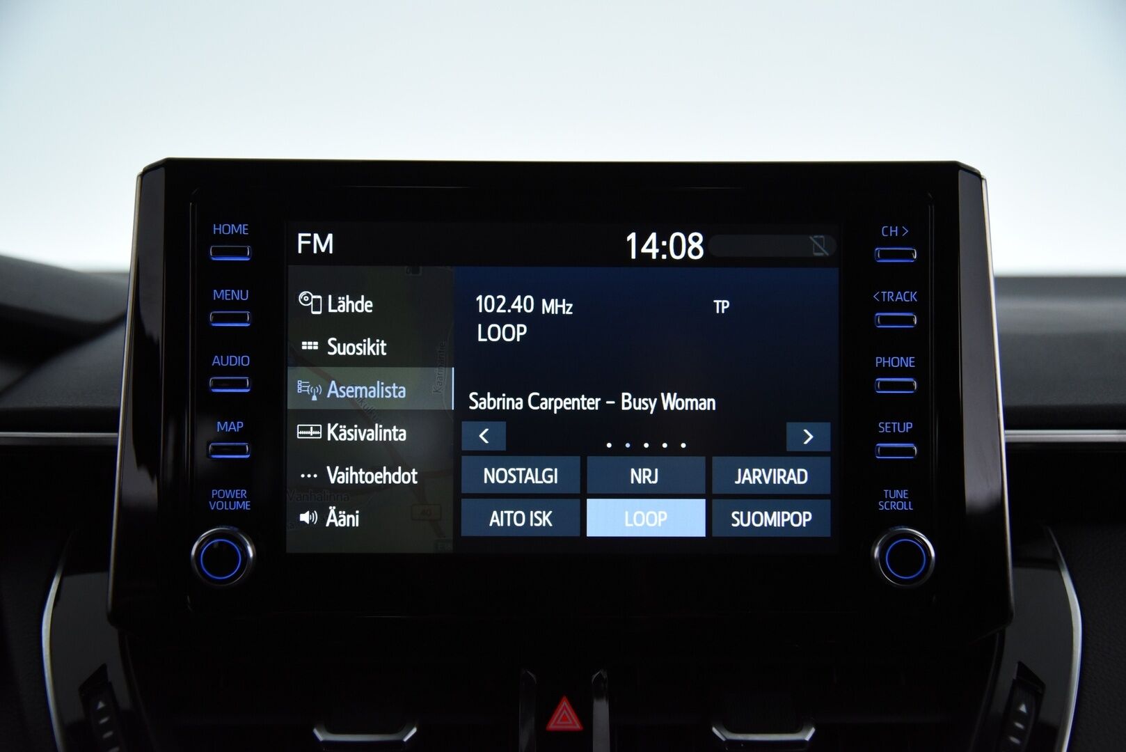 Toyota Corolla 2020 Touring Sports 1,8 Hybrid Active / 2-om. Suomi-auto / Adapt. Vak. / Lohko+sisäp. / Musta sisäkatto / Navi / - Suomesta uutena ostettu! / Todella siisti yksilö / Kahdet hyvät renkaat