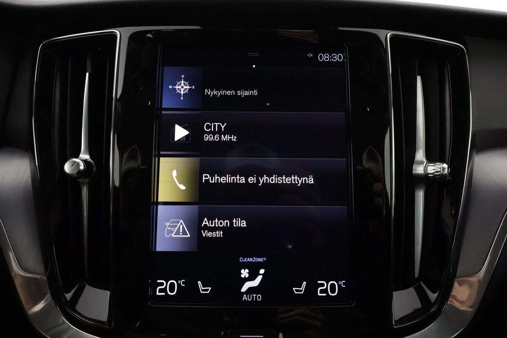 Volvo V60 2020 T6 TwE AWD Momentum aut ** Webasto / Adapt.Vakkari / P.Kamera / LED-valot / Navi / Kaistavahti / KeylessGO ** - Suomi-auto / 2x Renkaat / Akku Kuntotarkistettu!