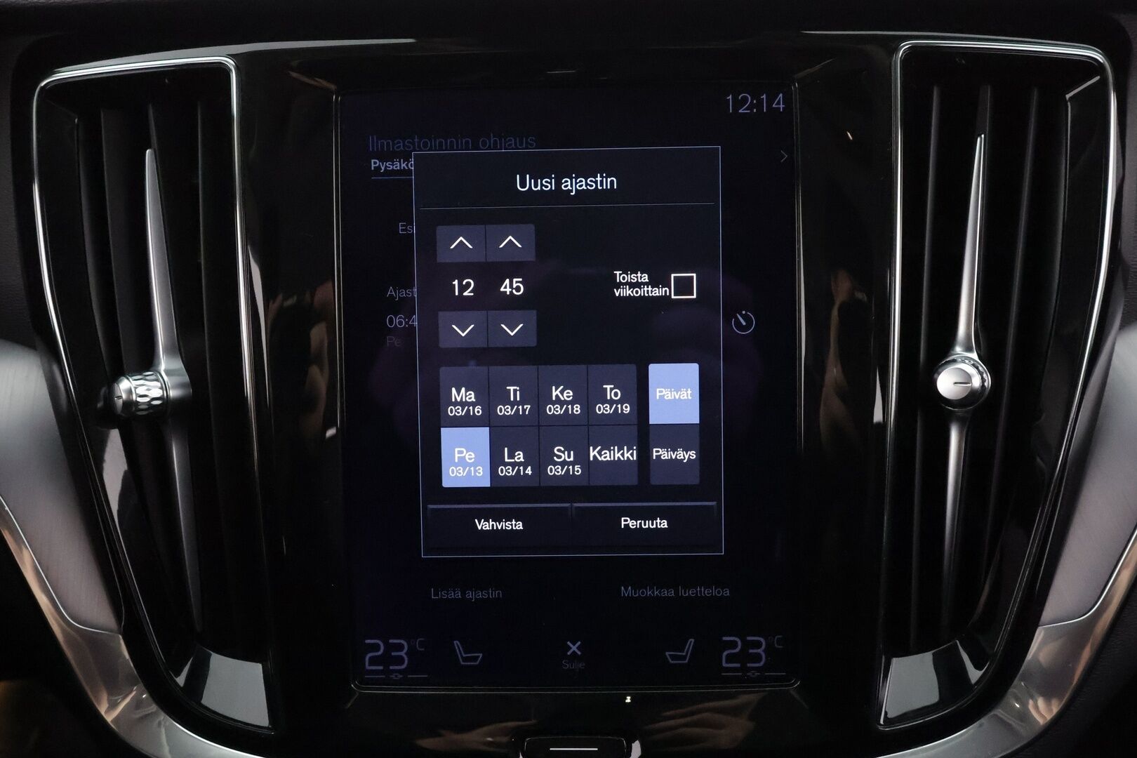 Volvo V60 2021 D3 AWD Business aut * Webasto / Koukku / ACC / Full-LED / P.kamera / Kaistavahti / Keyless * - Suomi-auto / Merkkihuollot / Kahdet renkaat aluvanteilla 
