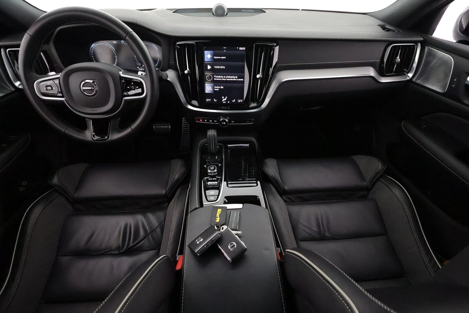 Volvo S60 2020 T8 TwE AWD Business Polestar Engineered - 3,99 % KORKOTARJOUS TÄHÄN AUTOON - 31.5. ASTI! - Bowers&Wilkins / Öhlins Alusta / HUD / ACC / Panoraama / 360-Kamera / Full LED / Webasto / Supervarusteet!