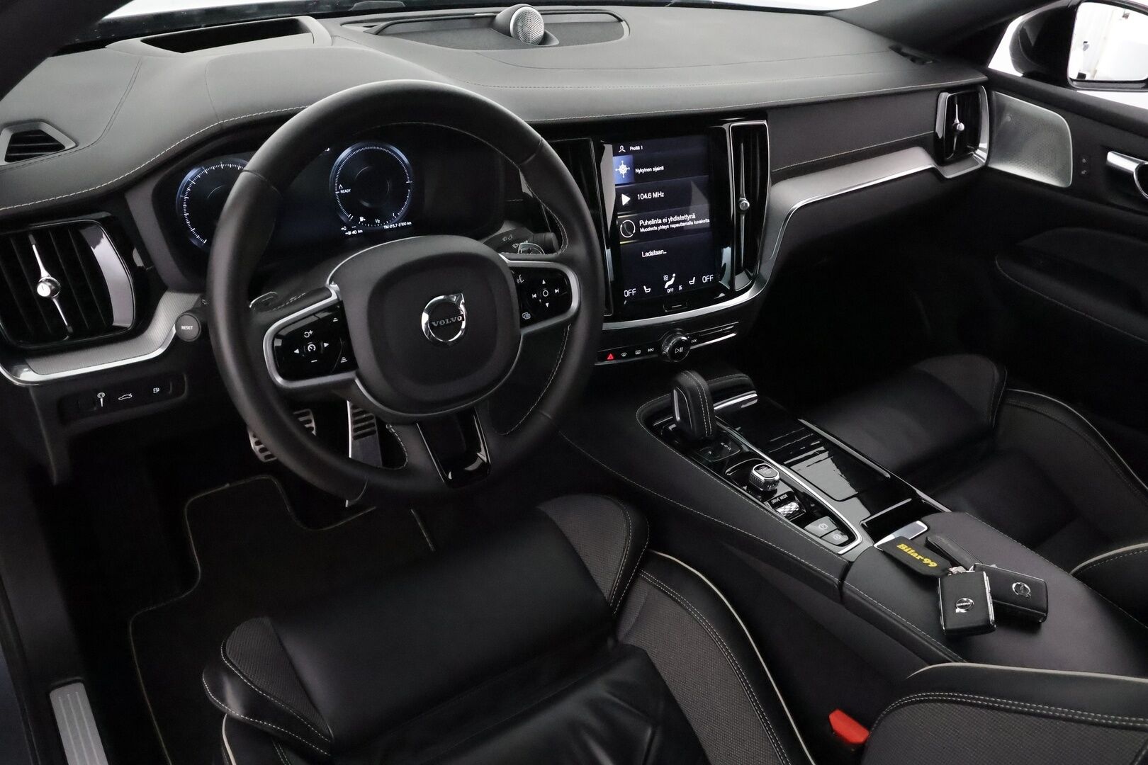 Volvo S60 2020 T8 TwE AWD Business Polestar Engineered - 3,99 % KORKOTARJOUS TÄHÄN AUTOON - 31.5. ASTI! - Bowers&Wilkins / Öhlins Alusta / HUD / ACC / Panoraama / 360-Kamera / Full LED / Webasto / Supervarusteet!