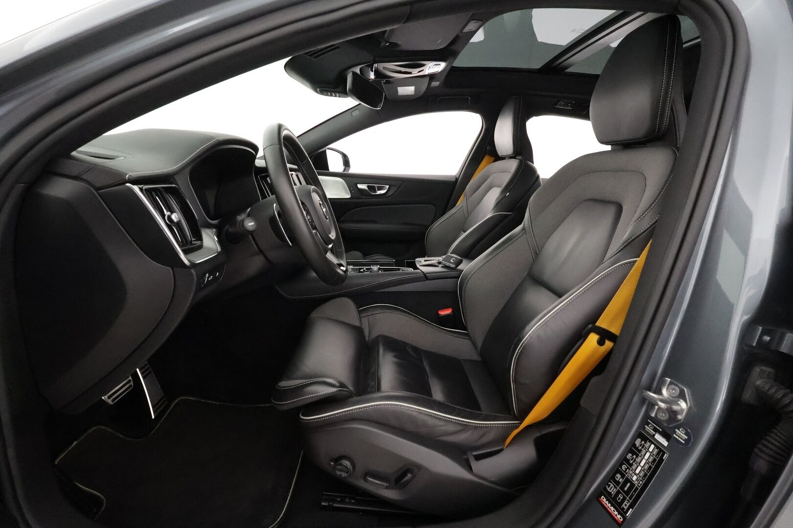Volvo S60 2020 T8 TwE AWD Business Polestar Engineered - 3,99 % KORKOTARJOUS TÄHÄN AUTOON - 31.5. ASTI! - Bowers&Wilkins / Öhlins Alusta / HUD / ACC / Panoraama / 360-Kamera / Full LED / Webasto / Supervarusteet!