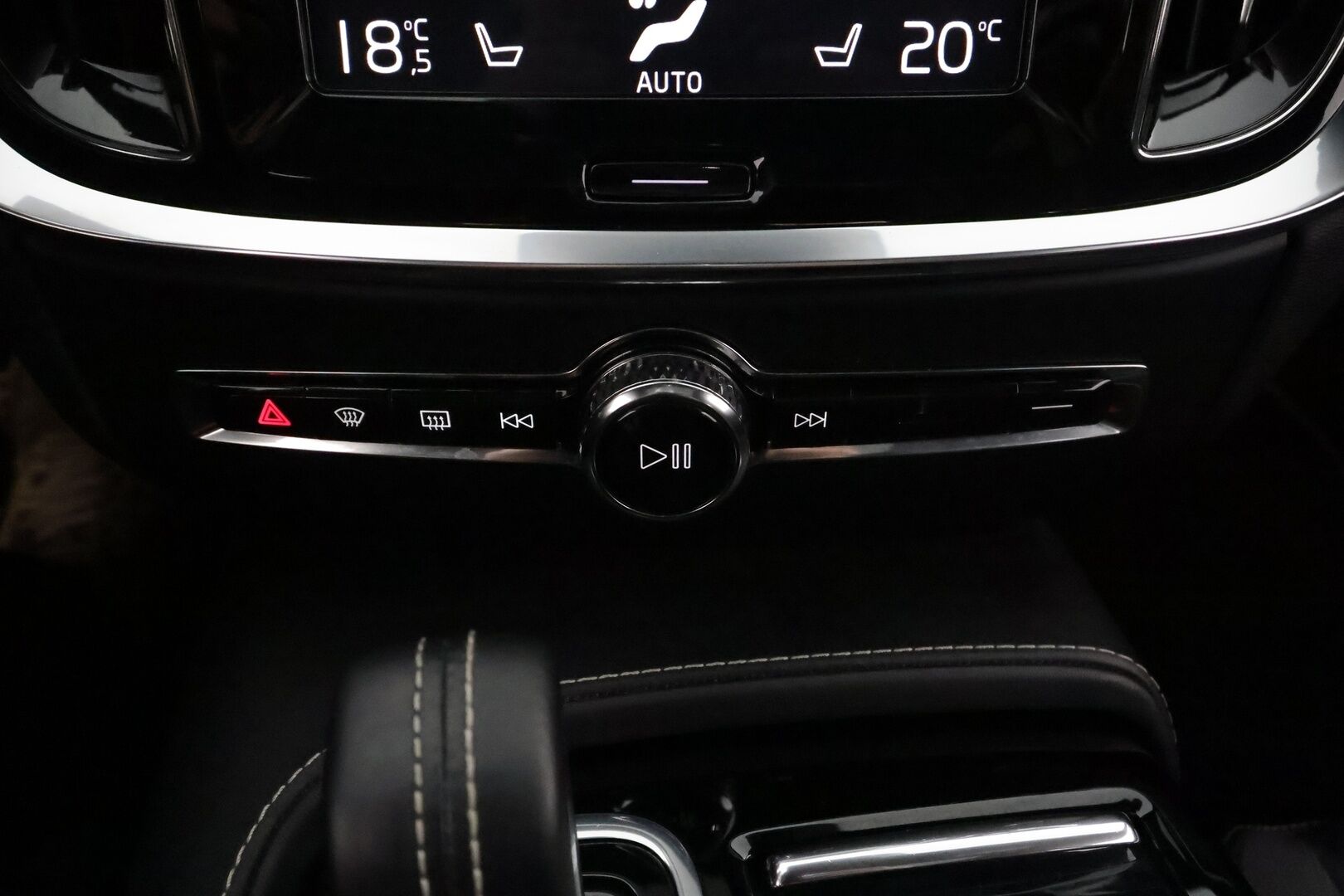 Volvo S60 2020 T8 TwE AWD Business Polestar Engineered - 3,99 % KORKOTARJOUS TÄHÄN AUTOON - 31.5. ASTI! - Bowers&Wilkins / Öhlins Alusta / HUD / ACC / Panoraama / 360-Kamera / Full LED / Webasto / Supervarusteet!
