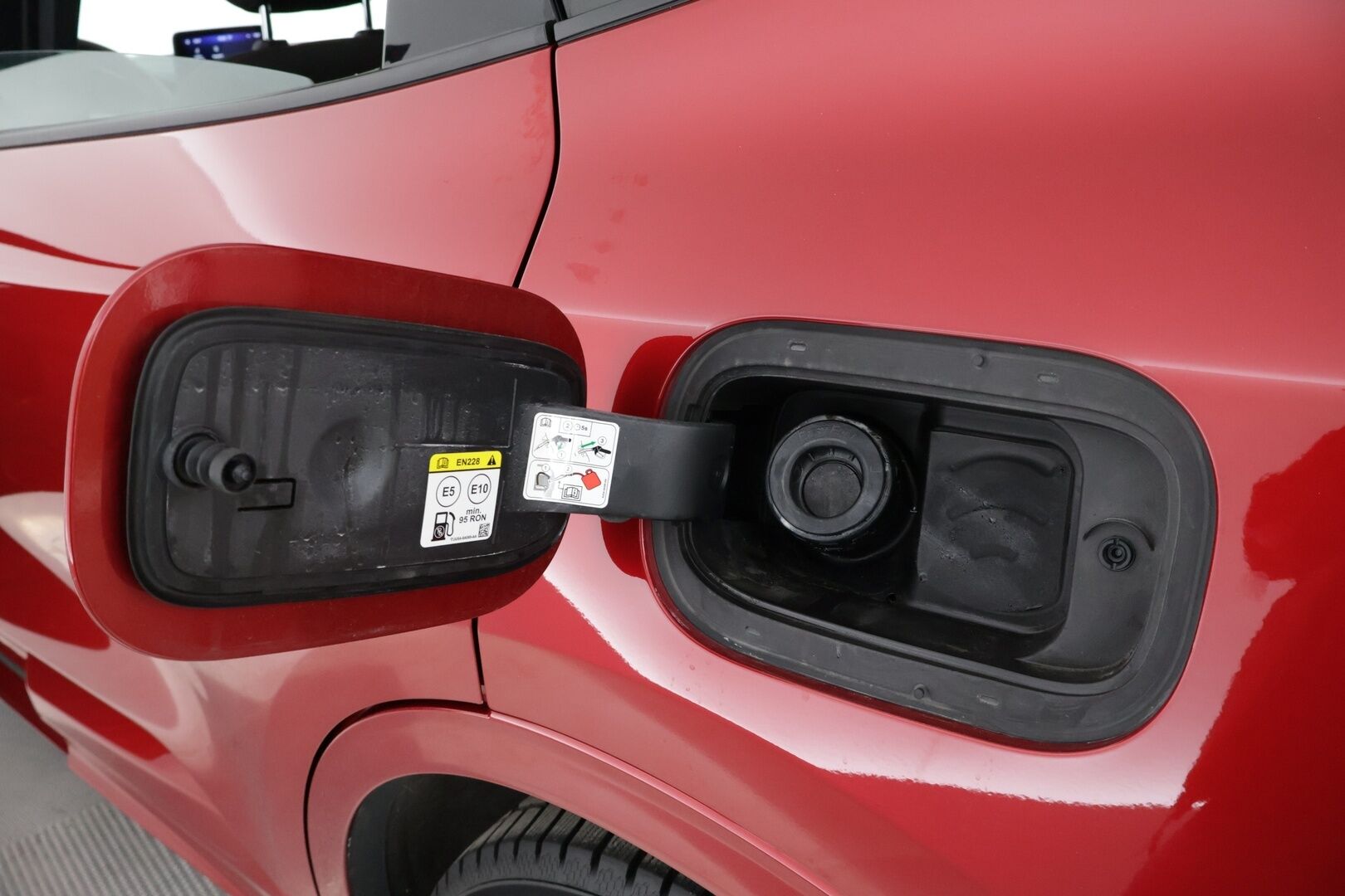 Ford Kuga 2020 2,5 Ladattava hybridi (PHEV) 225hv CVT FWD ST-Line 5-ovinen ** Suomi-auto / ACC / Lämmitettävä tuulilasi / - Todella siisti / Akku kuntotarkastettu