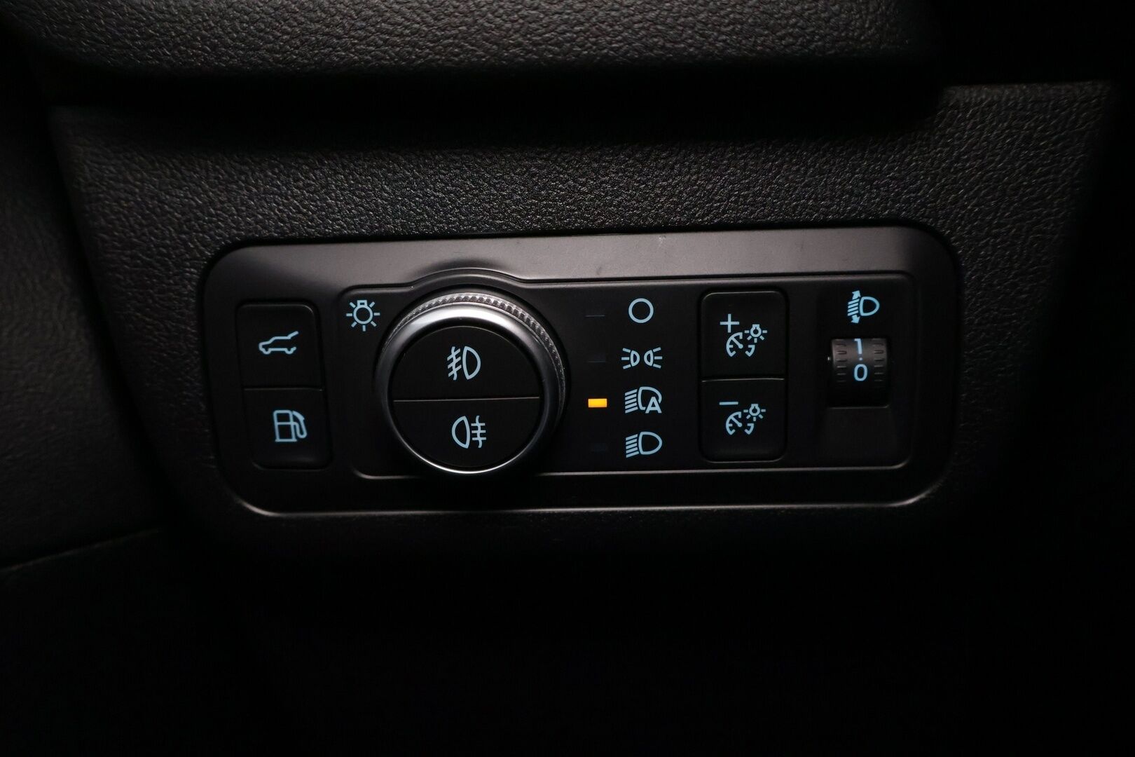 Ford Kuga 2020 2,5 Ladattava hybridi (PHEV) 225hv CVT FWD ST-Line 5-ovinen ** Suomi-auto / ACC / Lämmitettävä tuulilasi / - Todella siisti / Akku kuntotarkastettu