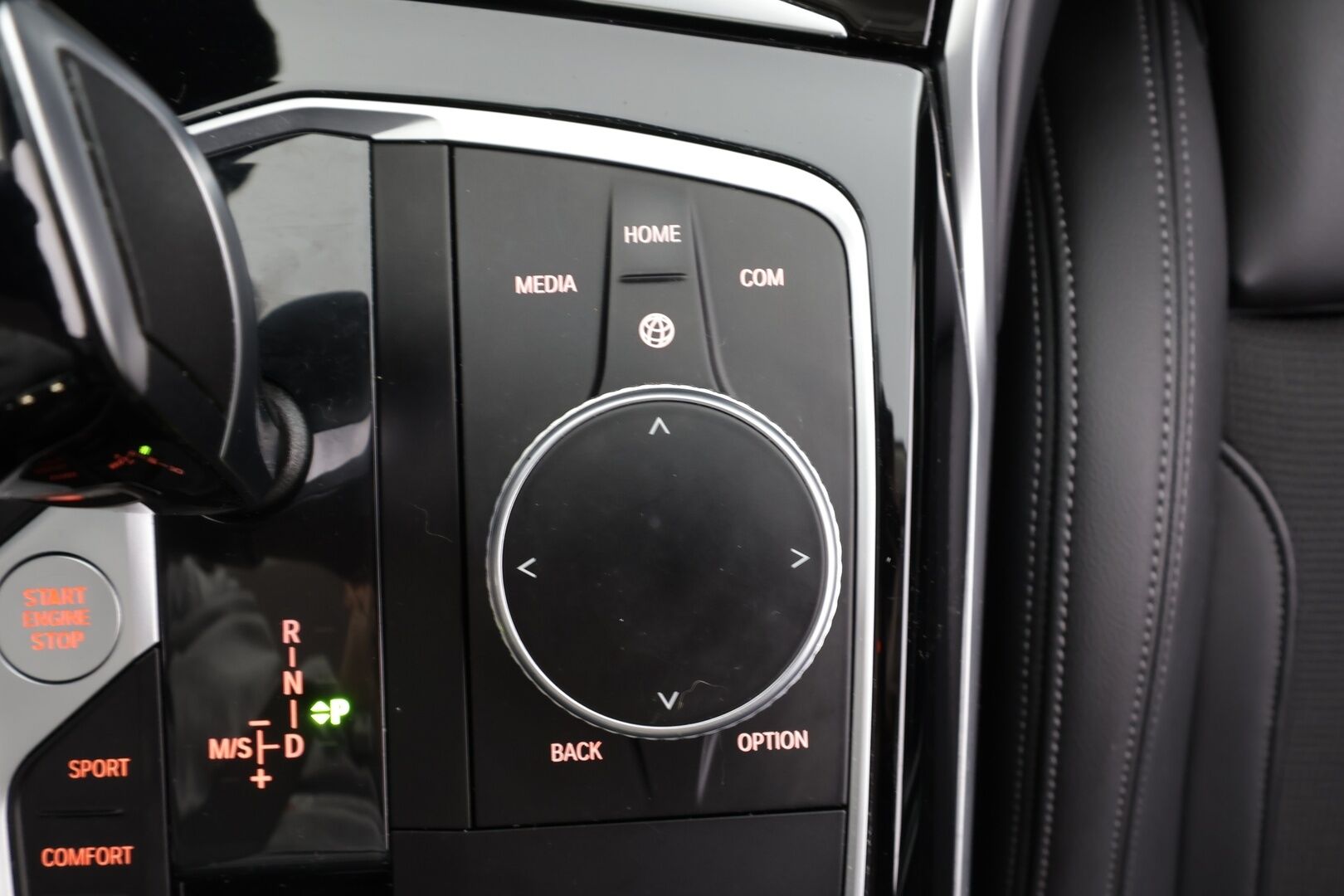 BMW 320 2022 G20 A xDrive Business Sport * HiFi / LED / Sportpenkit / P.tutkat / Kaistavahti / Vakkari / Sisätilanlämmitin * - 1-om Suomi-auto / Kahdet renkaat / Merkkihuollot