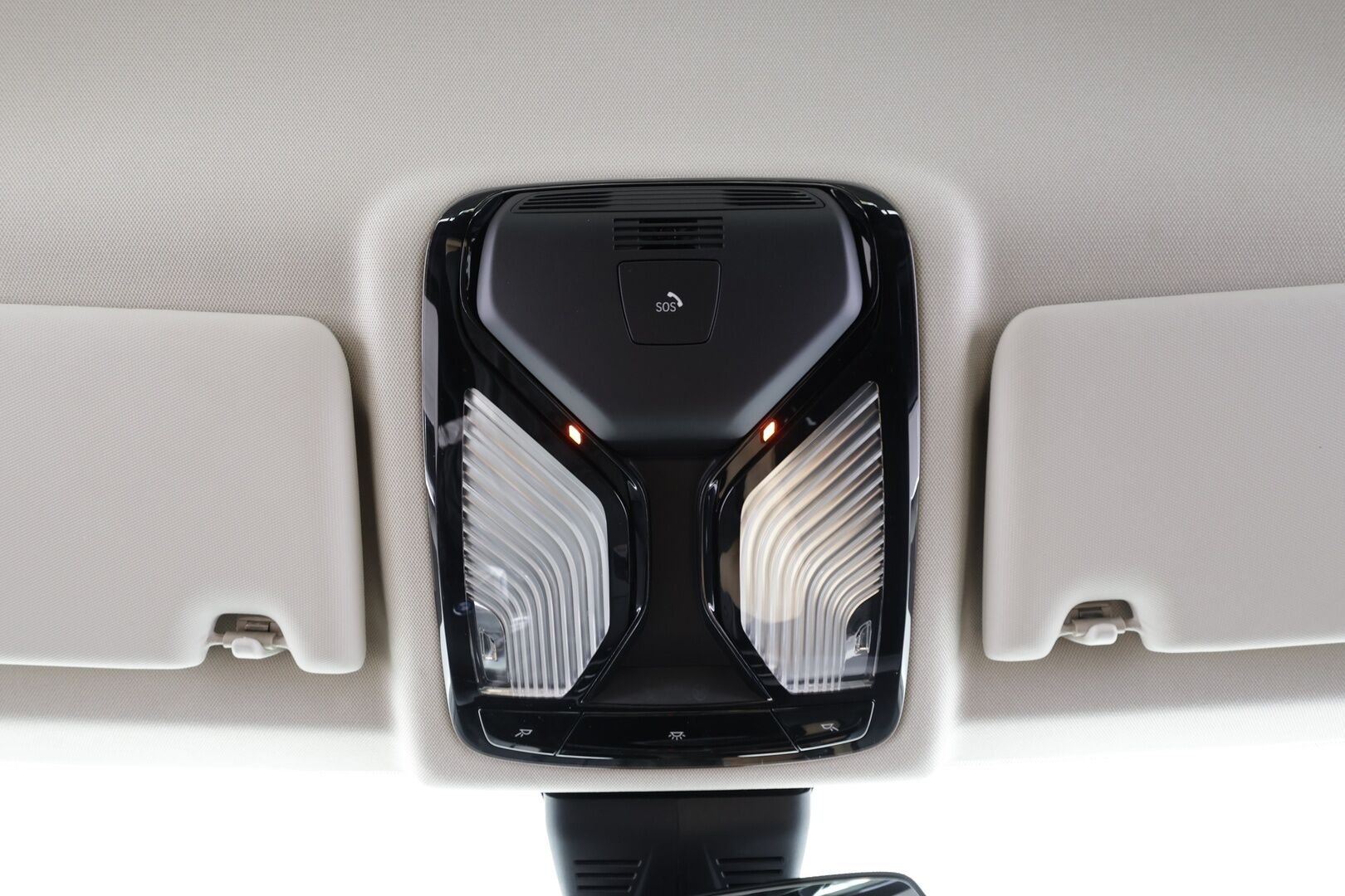 BMW 320 2022 G20 Sedan 320e A Charged Edition - Muistipenkki | HiFi | Sporttipenkit | Puolinahat | Comfort Access | LED | Digimittaristo | Tutkat | Apple & Android | 1-om Suomi-auto | Kahdet renkaat OEM vantein | Merkkihuollettu
