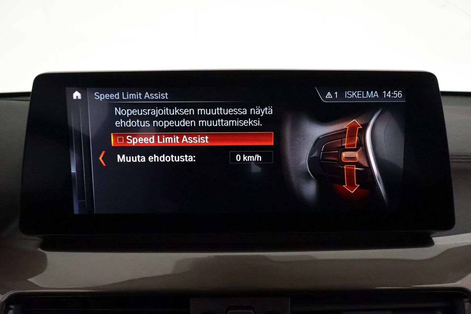 BMW X1 2022 F48 xDrive25e A Charged Edition xLine *Koukku / HUD / LED / P.Kamera / Sporttipenkit / Navi / HiFi / Vakkari' - 1.om Suomi-auto / 2x Latauskaapelit / Kahdet Renkaat / Merkkihuollettu!