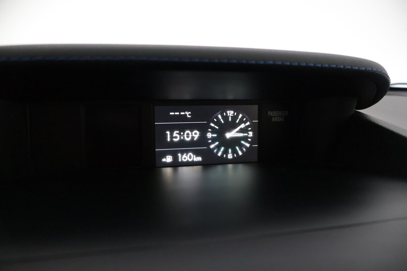 Subaru Levorg 2016 1,6i GT-S CVT * Kattoluukku / Nahkasisusta / Koukku / Lohko / P-kamera / BLIS / KeylessGo * - * Hyvät Varusteet / Esimerkillinen huoltohistoria *