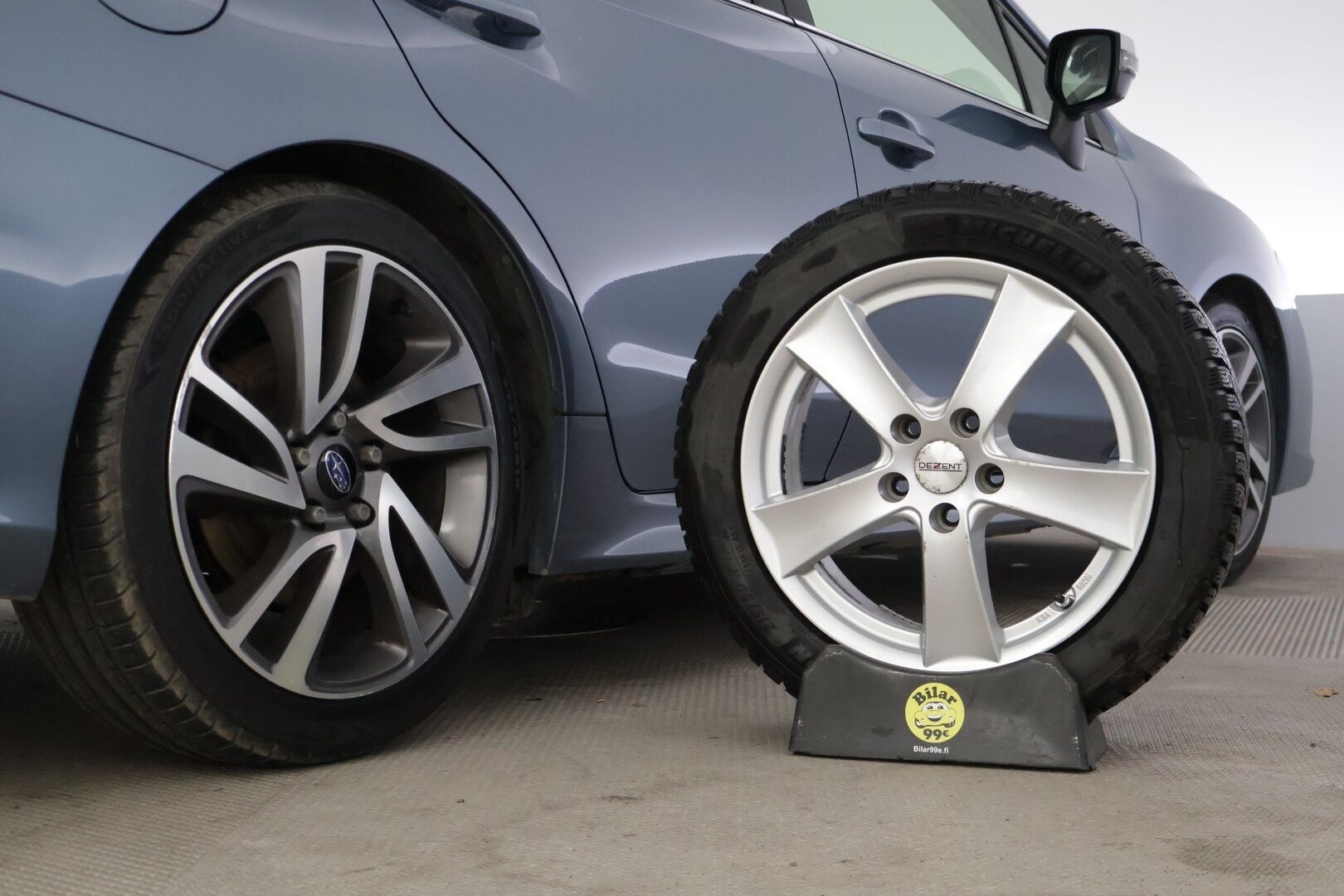 Subaru Levorg 2016 1,6i GT-S CVT * Kattoluukku / Nahkasisusta / Koukku / Lohko / P-kamera / BLIS / KeylessGo * - * Hyvät Varusteet / Esimerkillinen huoltohistoria *