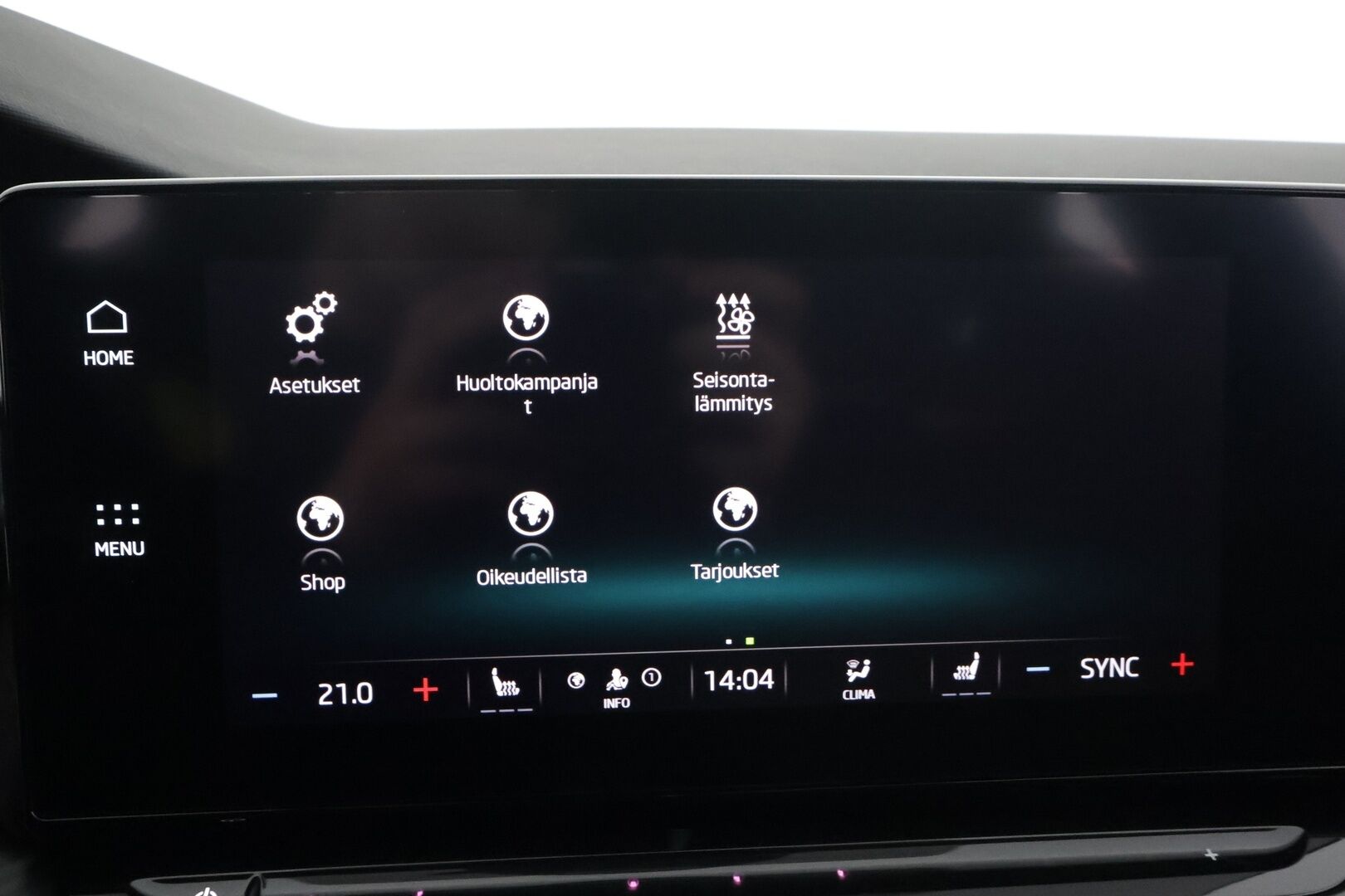 Skoda Octavia 2022 2,0 TDI 200 4x4 RS DSG * ACC / Webasto / Koukku / Matrix-LED / P.Kamera / Apple&Android / Sporttipenkit * - 1.Om suomi-auto / Kahdet Renkaat