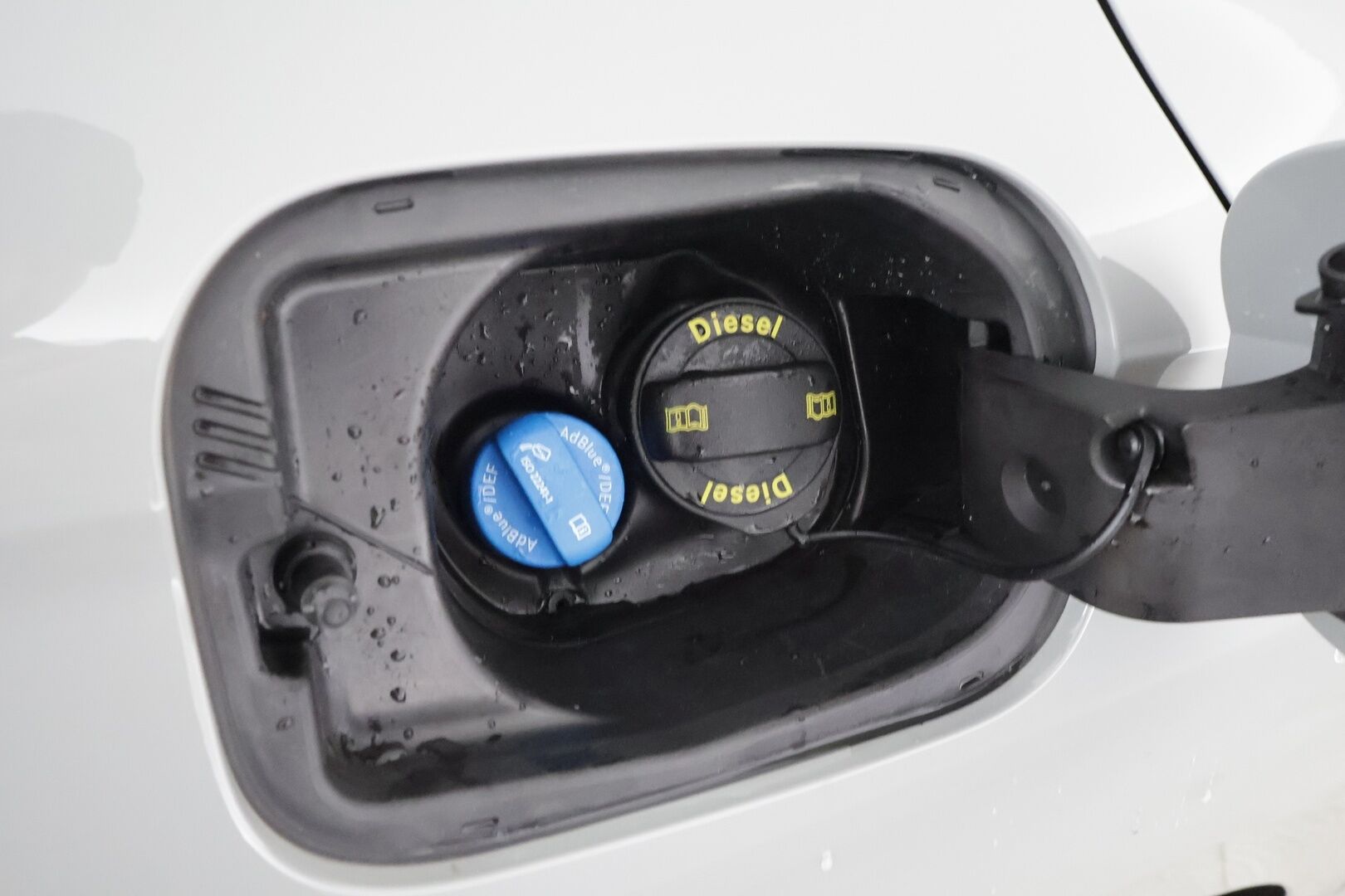 Skoda Octavia 2022 2,0 TDI 200 4x4 RS DSG * ACC / Webasto / Koukku / Matrix-LED / P.Kamera / Apple&Android / Sporttipenkit * - 1.Om suomi-auto / Kahdet Renkaat