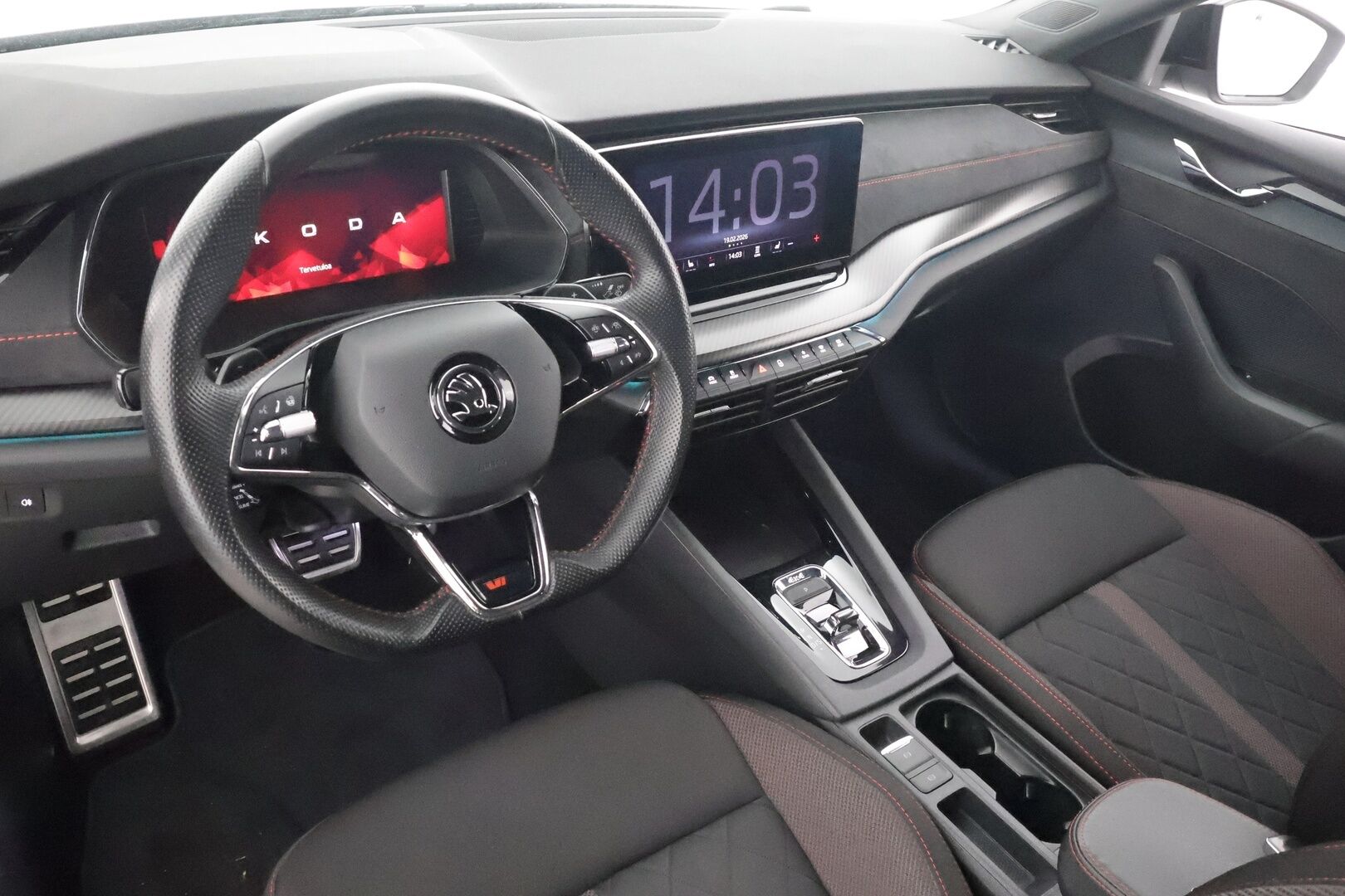 Skoda Octavia 2022 2,0 TDI 200 4x4 RS DSG * ACC / Webasto / Koukku / Matrix-LED / P.Kamera / Apple&Android / Sporttipenkit * - 1.Om suomi-auto / Kahdet Renkaat