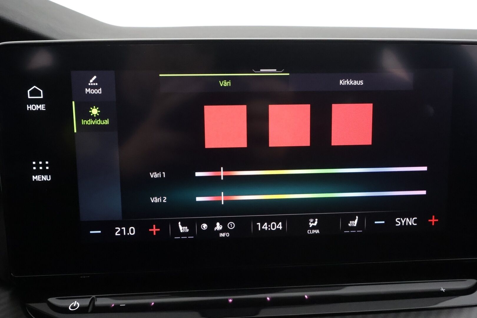 Skoda Octavia 2022 2,0 TDI 200 4x4 RS DSG * ACC / Webasto / Koukku / Matrix-LED / P.Kamera / Apple&Android / Sporttipenkit * - 1.Om suomi-auto / Kahdet Renkaat
