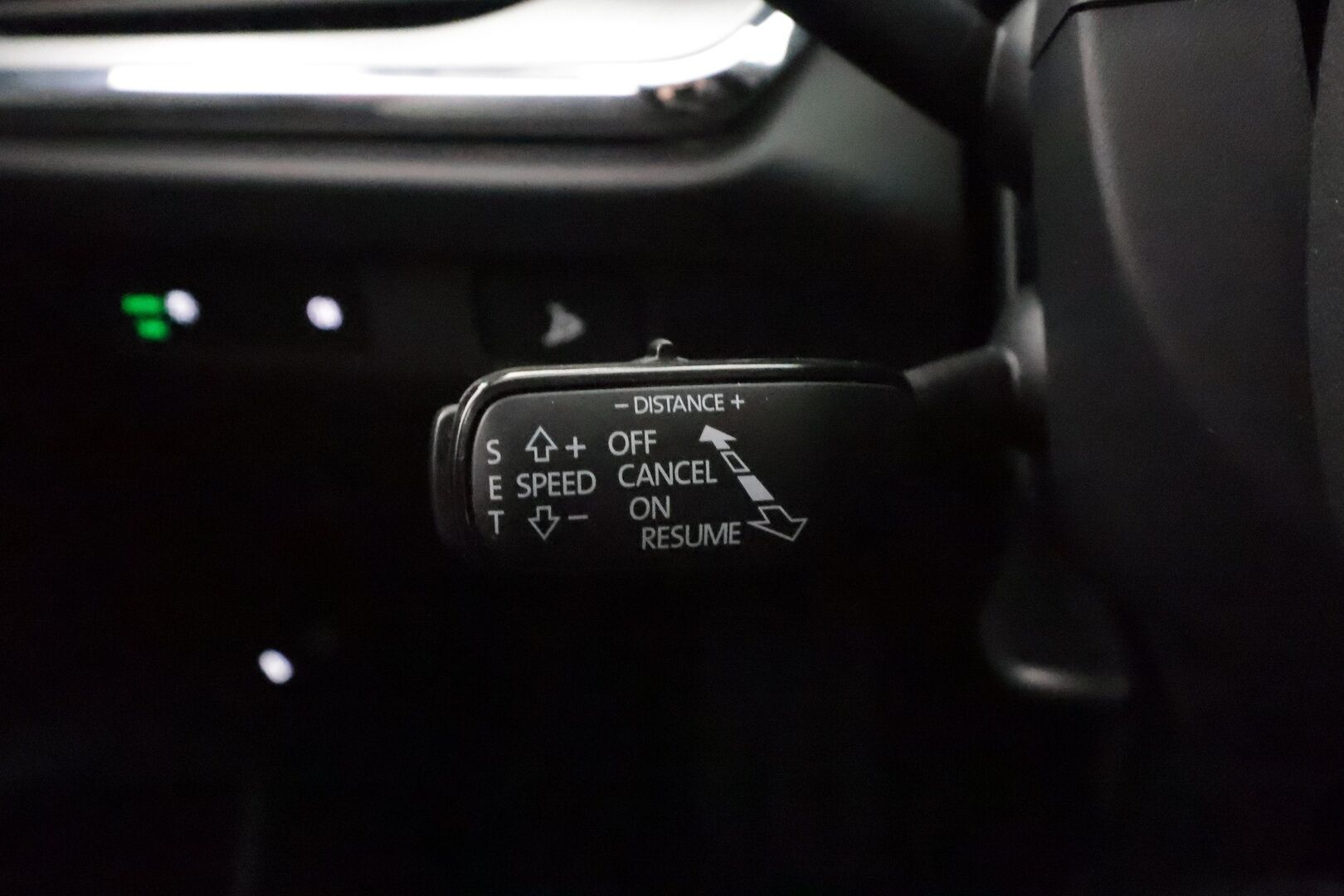Skoda Enyaq 2022 80 Launch Edition iV - | ACC | ILP | LED | P.Kamera | Ratinlämmitys | Puolinahat | Keyless | Apple&Android | Suomi-auto | Kahdet Renkaat | Merkkihuollettu |