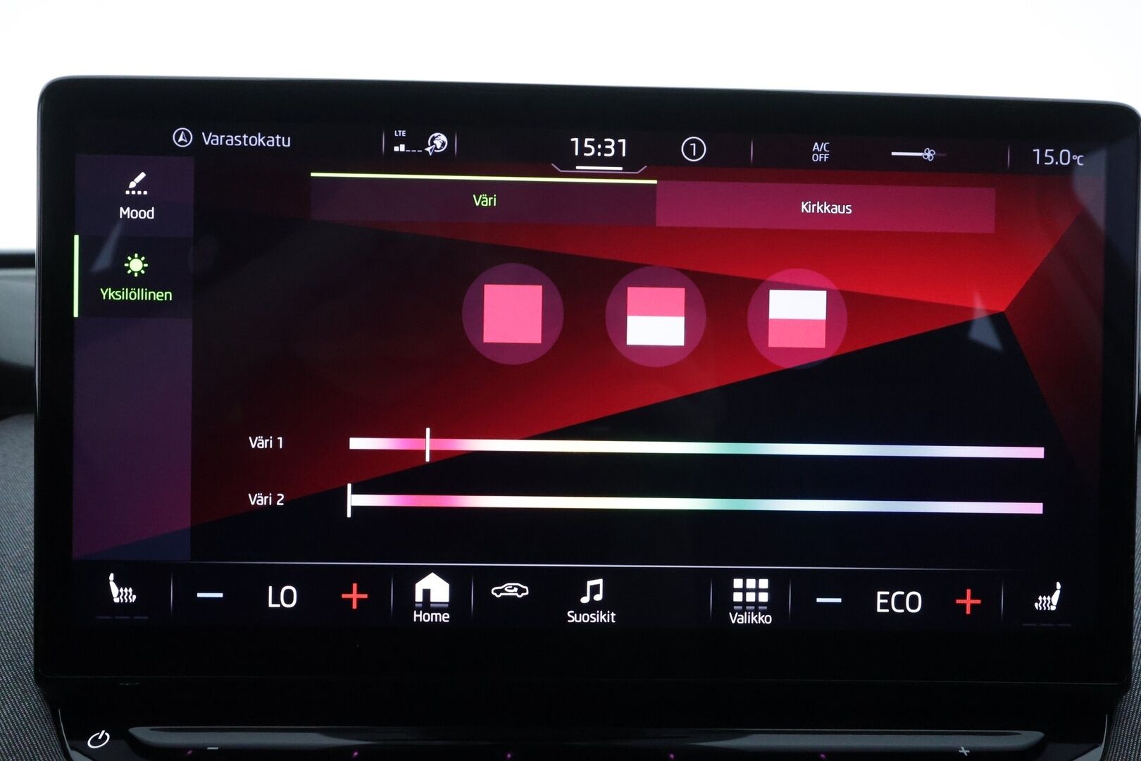 Skoda Enyaq 2022 80 Launch Edition iV - | ACC | ILP | LED | P.Kamera | Ratinlämmitys | Puolinahat | Keyless | Apple&Android | Suomi-auto | Kahdet Renkaat | Merkkihuollettu |