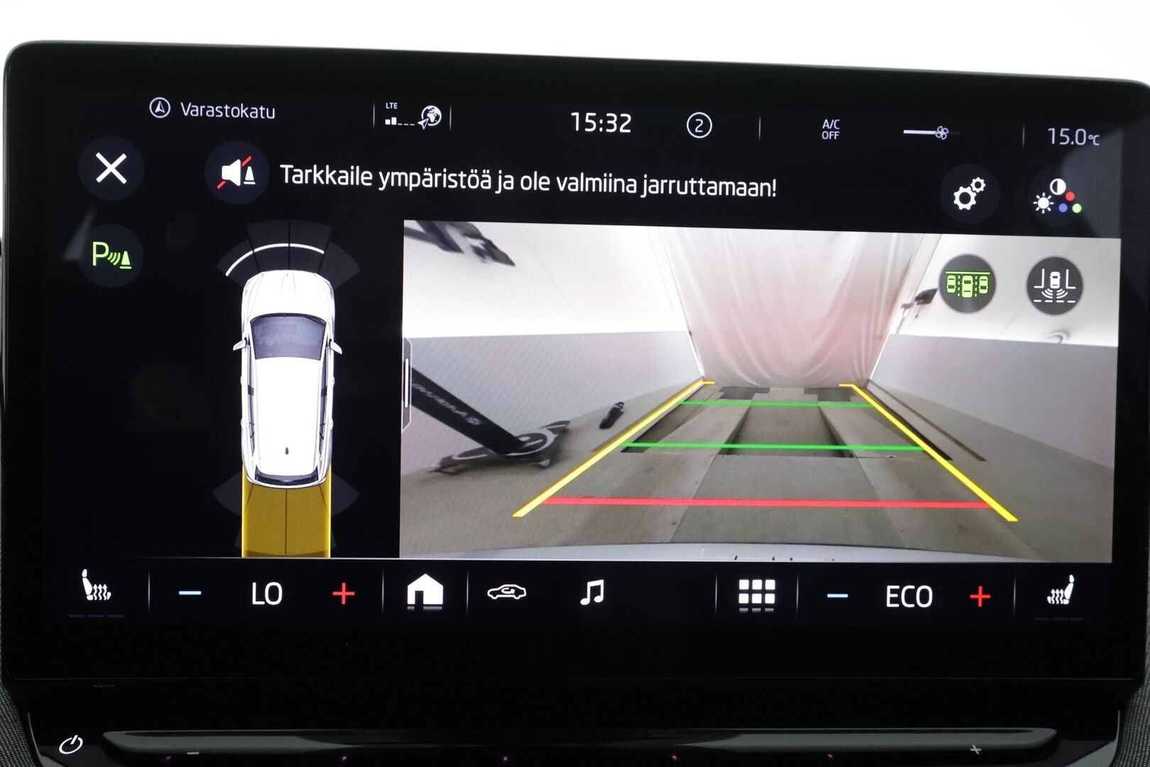 Skoda Enyaq 2022 80 Launch Edition iV - | ACC | ILP | LED | P.Kamera | Ratinlämmitys | Puolinahat | Keyless | Apple&Android | Suomi-auto | Kahdet Renkaat | Merkkihuollettu |