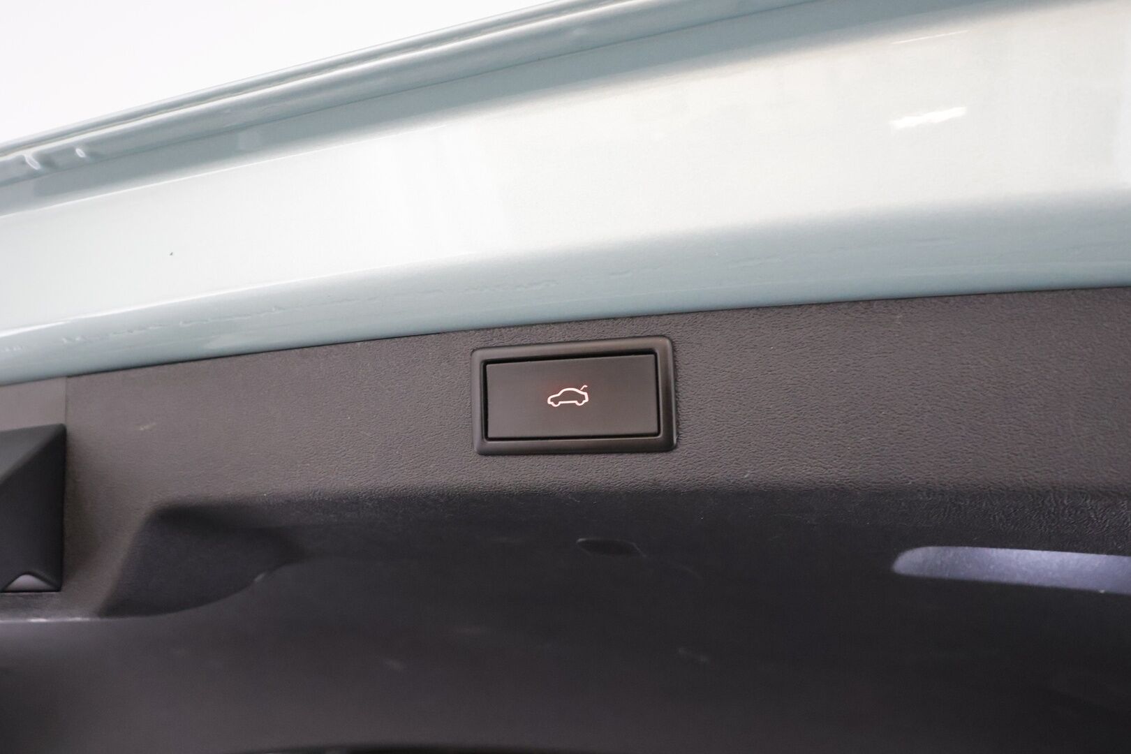 Skoda Enyaq 2022 80 Launch Edition iV * ACC / P.kamera / ILP / Muistipenkki / Navi / LED / Keyless / Sähköluukku * - 1.Om Suomi-auto / Akku kuntotarkastettu / Kahdet renkaat aluvanteilla / Merkkihuollettu