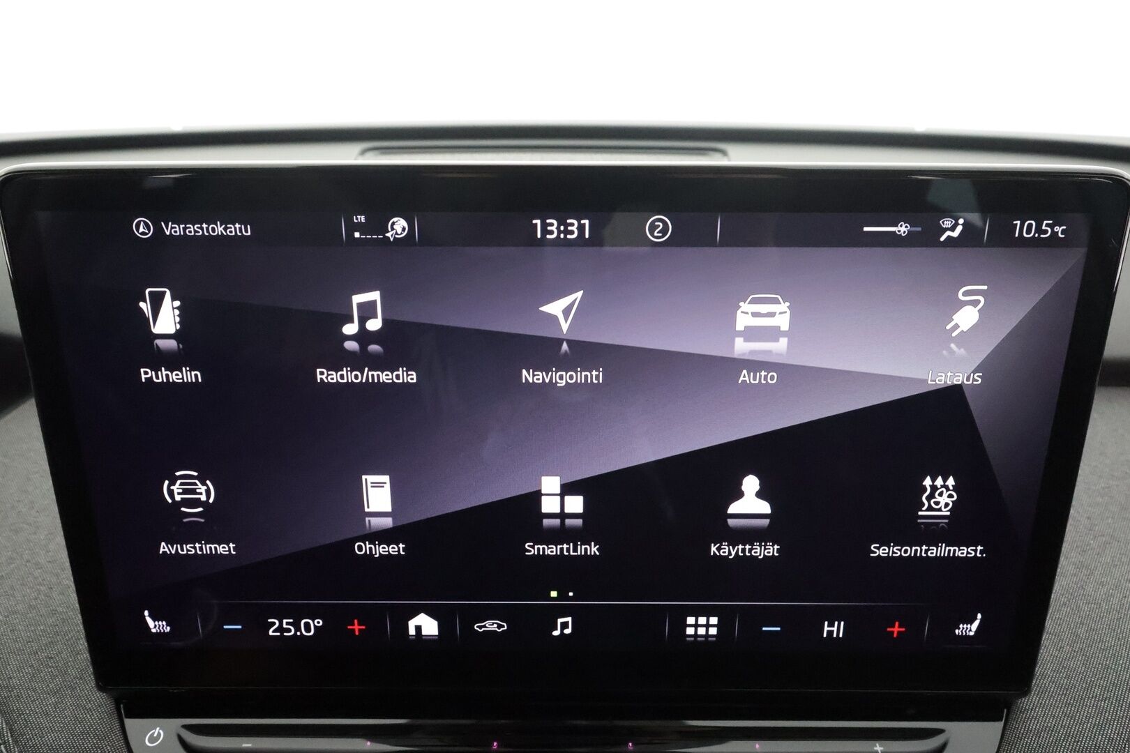 Skoda Enyaq 2022 80 Launch Edition iV * ACC / P.kamera / ILP / Muistipenkki / Navi / LED / Keyless / Sähköluukku * - 1.Om Suomi-auto / Akku kuntotarkastettu / Kahdet renkaat aluvanteilla / Merkkihuollettu