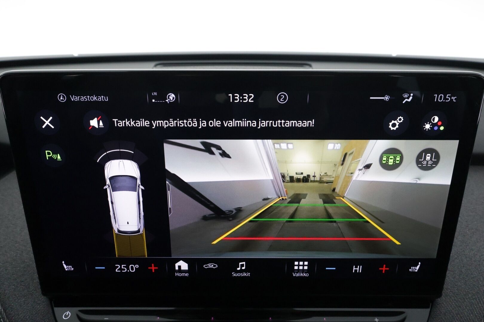 Skoda Enyaq 2022 80 Launch Edition iV * ACC / P.kamera / ILP / Muistipenkki / Navi / LED / Keyless / Sähköluukku * - 1.Om Suomi-auto / Akku kuntotarkastettu / Kahdet renkaat aluvanteilla / Merkkihuollettu