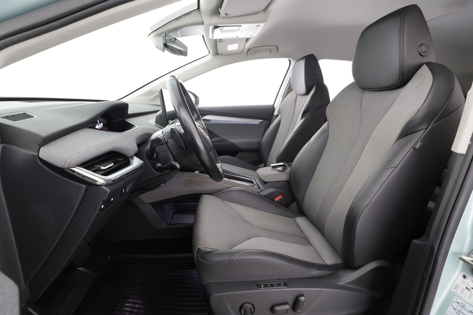 Skoda Enyaq 2022 80 Launch Edition iV - ACC | P.kamera | ILP | Muistipenkki | Navi | LED | Keyless | Sähköluukku