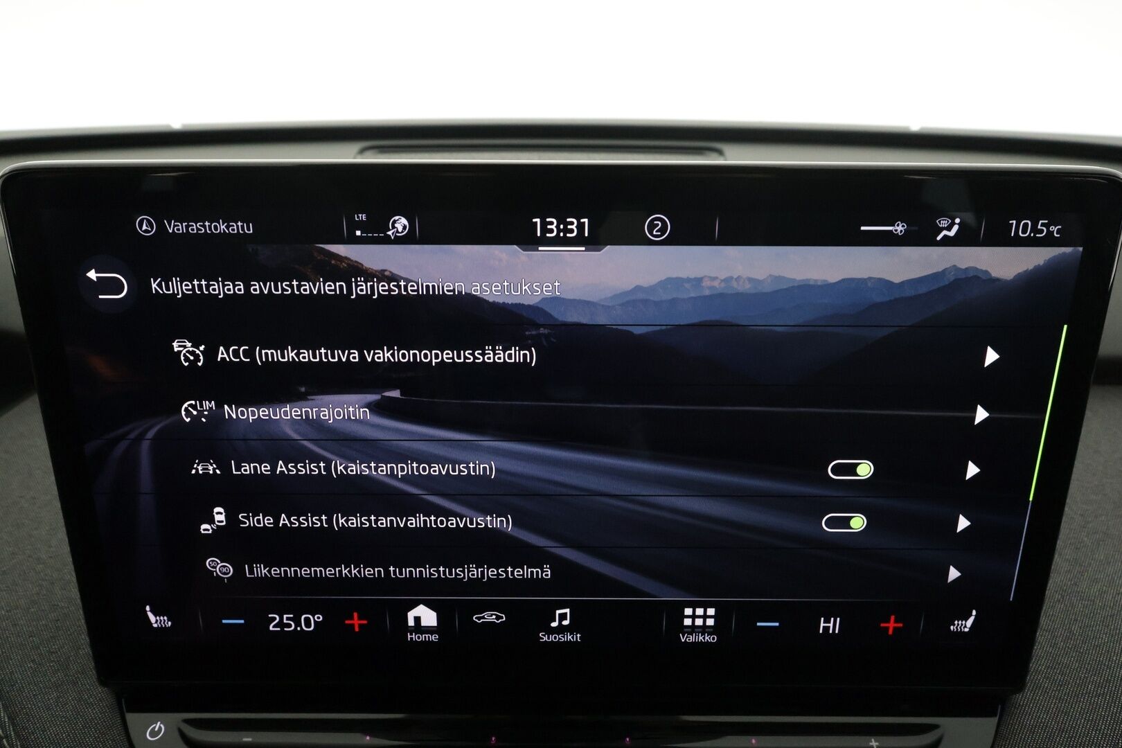 Skoda Enyaq 2022 80 Launch Edition iV - ACC | P.kamera | ILP | Muistipenkki | Navi | LED | Keyless | Sähköluukku