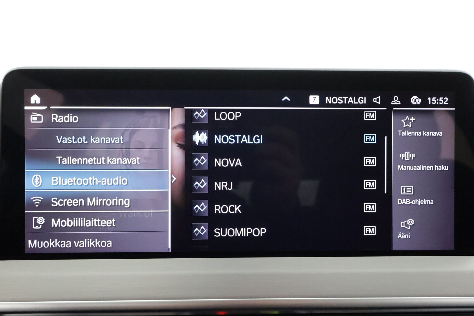 BMW X3 2022 G01 xDrive 30e A Charged Edition * HiFi / Sportnahat / LED / P.Kamera / Navi / Digimittaristo * - 1-om Suomi-auto / Akku kuntotarkastettu SoH 98,7% / Kahdet renkaat aluvanteilla / 2x Latauskaapelit