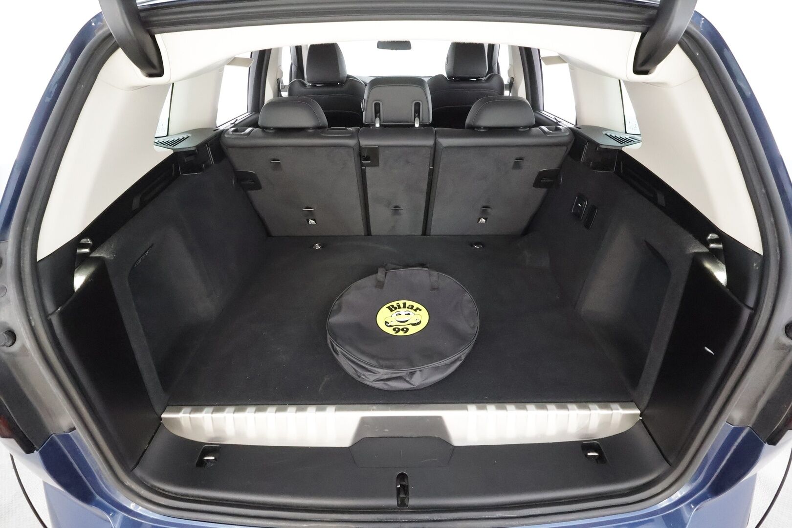 BMW X3 2022 G01 xDrive 30e A Charged Edition - 1.Om Suomi-auto | Merkkihuollettu | Kahdet Renkaat | Vakkari | Lisälämmitin | Muistipenkki | Hifit | Comfort Access | P.Kamera
