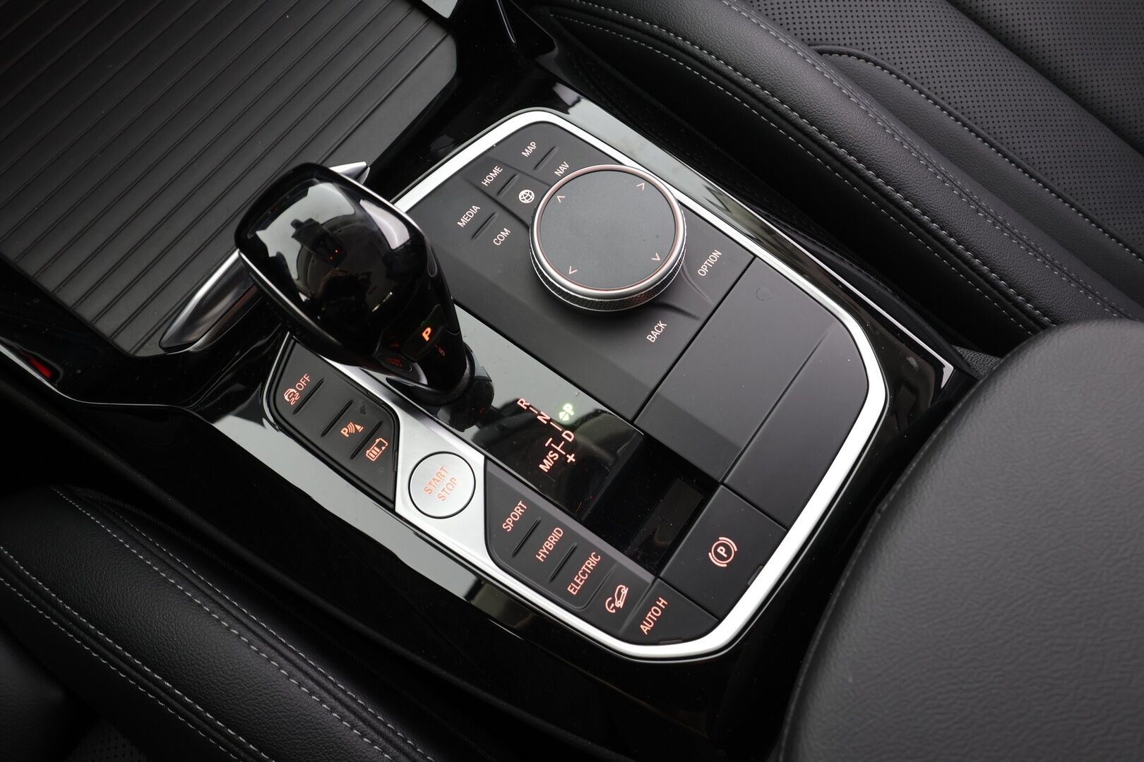 BMW X3 2022 G01 xDrive 30e A Charged Edition * Vakkari / Lisälämmitin / Muistipenkki / Hifit / Comfort Access / P.Kamera * - 1.Om Suomi-auto / Merkkihuollettu / Kahdet Renkaat - HULLUT AVAJAISHULINAT KORKOTARJOUS 3,29 %