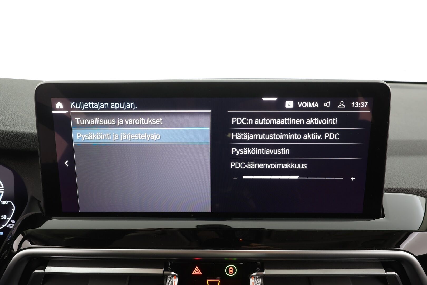BMW X3 2022 G01 xDrive 30e A Charged Edition - 1.Om Suomi-auto | Merkkihuollettu | Kahdet Renkaat | Vakkari | Lisälämmitin | Muistipenkki | Hifit | Comfort Access | P.Kamera