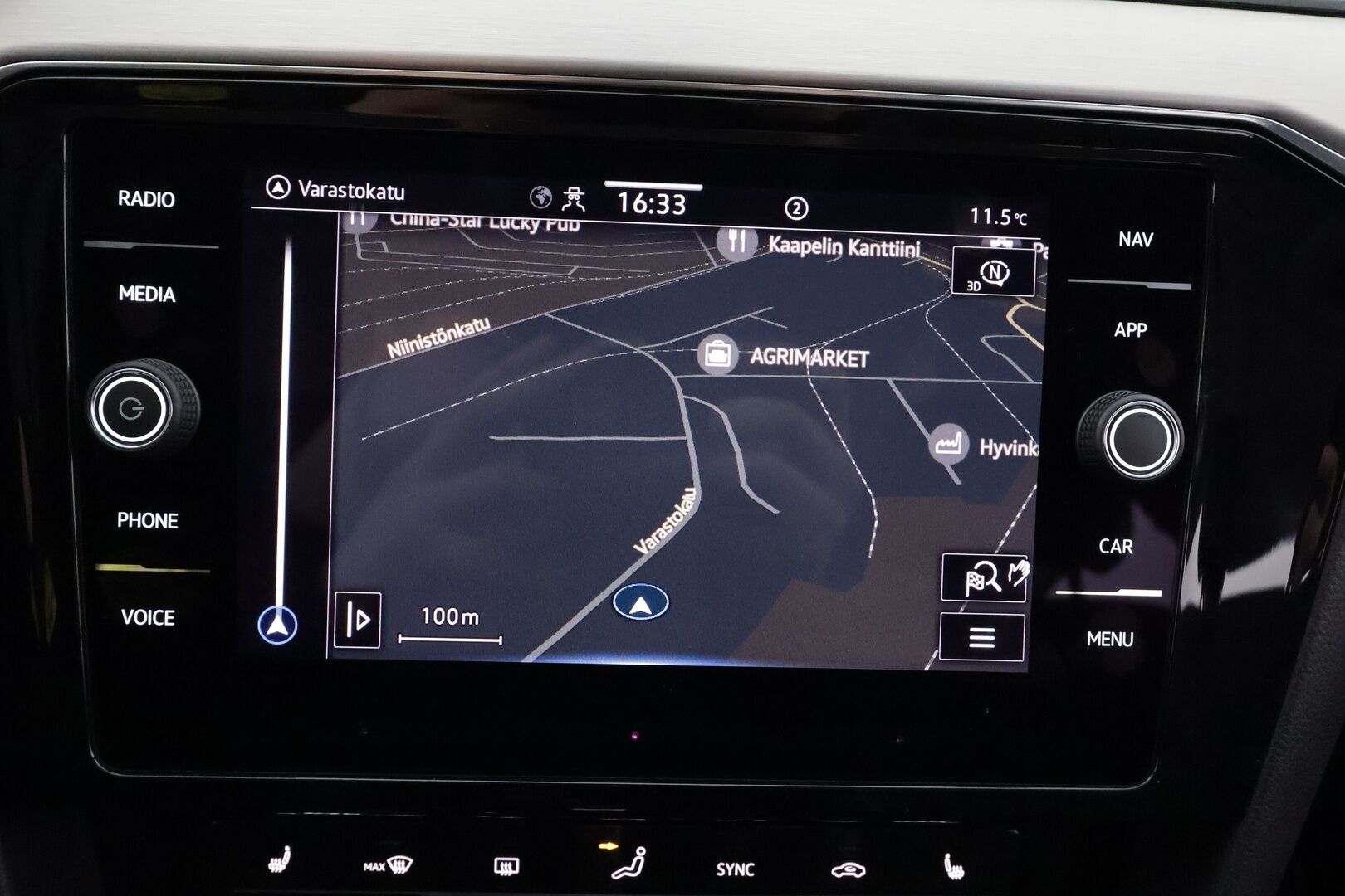 Volkswagen Passat 2022 Variant R-Line Business 2,0 TDI EVO SCR 110 kW DSG * ACC / IQ-Light / Webasto / Koukku / P.Kamera / Ergo comfort penkki / Apple&Android / Keyless * - 1.Om Suomi-auto / Kahdet Renkaat - HULLUT AVAJAISHULINAT KORKOTARJOUS 3,29 %