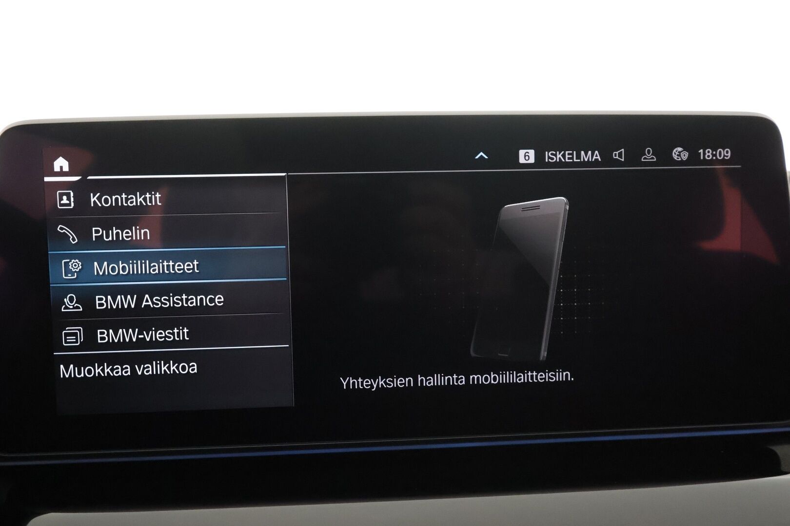 BMW 530 2022 G31 Touring 530e xDrive A Charged Edition * ACC / Koukku / Lisälämmitin / Adapt LED / P.Kamera / Comfort access * - Merkkihuollettu / 1.Om Suomi-auto / Kahdet Renkaat