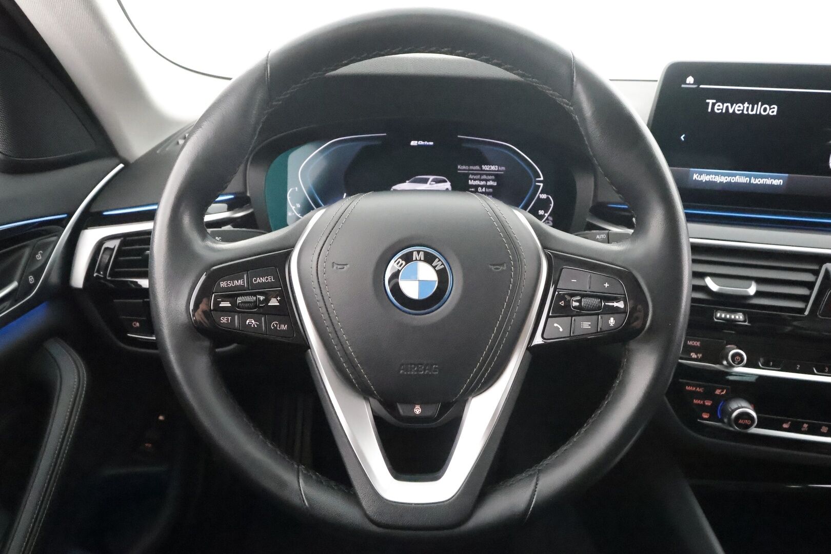 BMW 530 2022 G31 Touring 530e xDrive A Charged Edition * ACC / Koukku / Lisälämmitin / Adapt LED / P.Kamera / Comfort access * - Merkkihuollettu / 1.Om Suomi-auto / Kahdet Renkaat