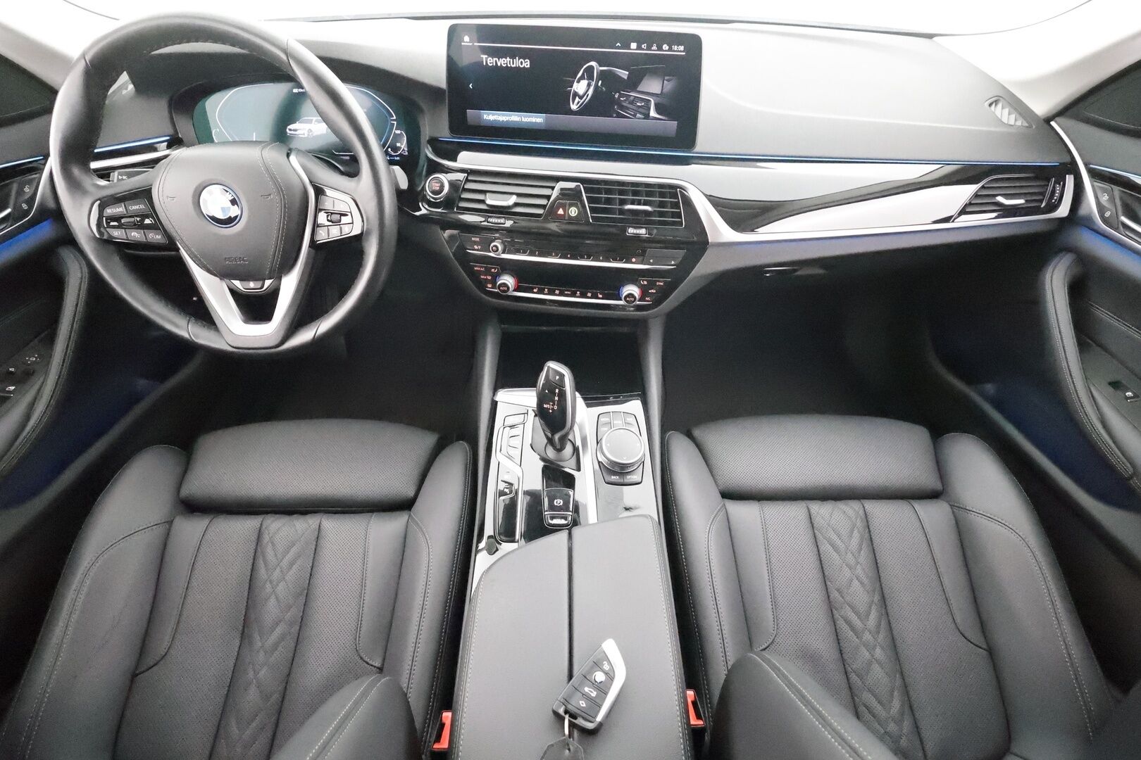 BMW 530 2022 G31 Touring 530e xDrive A Charged Edition - 1.Om Suomi-auto | Merkkihuollettu | ACC | Koukku | Lisälämmitin | Adapt LED | P.Kamera | Comfort access | 2x Renkaat
