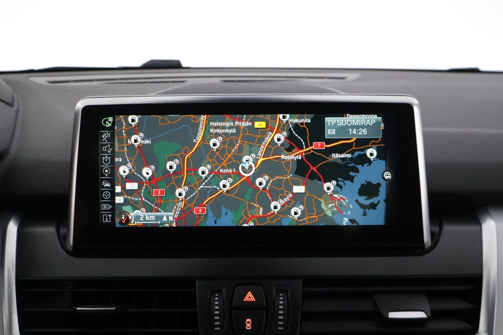 BMW 225 2016 F45 Active Tourer 225xe A Sport Sport Line * ACC / P. kamera / HiFi / HUD / Xenon / Sähkökontti * - Kahdet renkaat alumiinivanteilla!