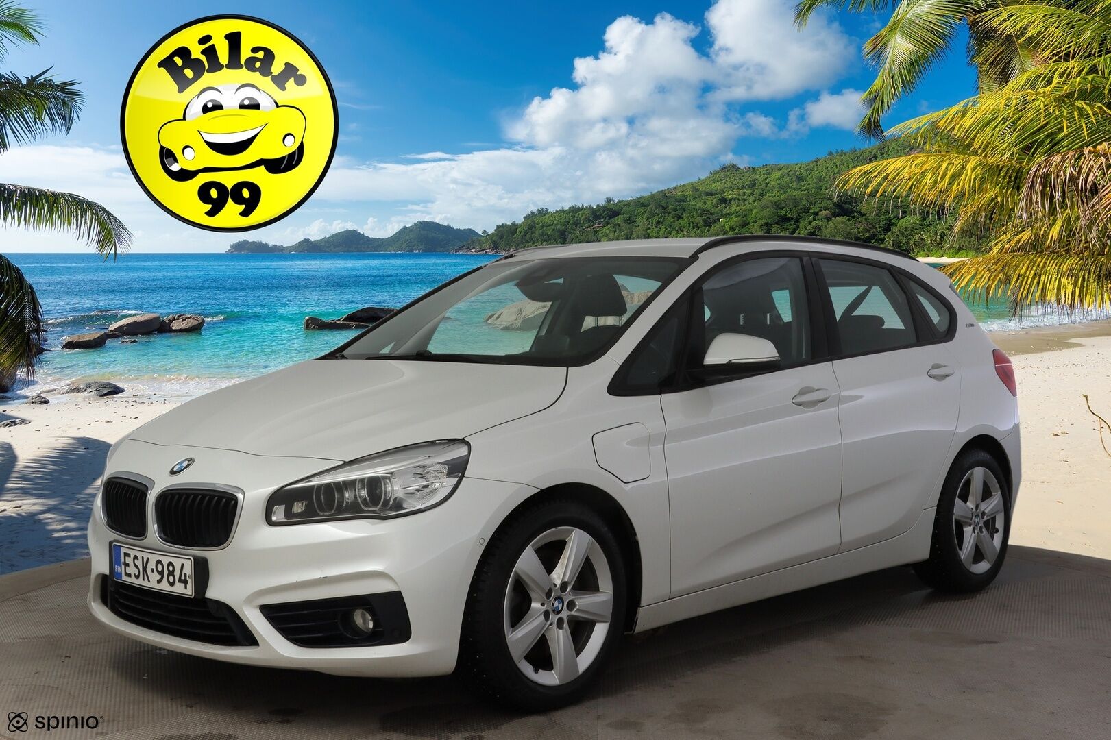 BMW 225 2016 F45 Active Tourer 225xe A Sport Sport Line * ACC / P. kamera / HiFi / HUD / Xenon / Sähkökontti * - Kahdet renkaat alumiinivanteilla!