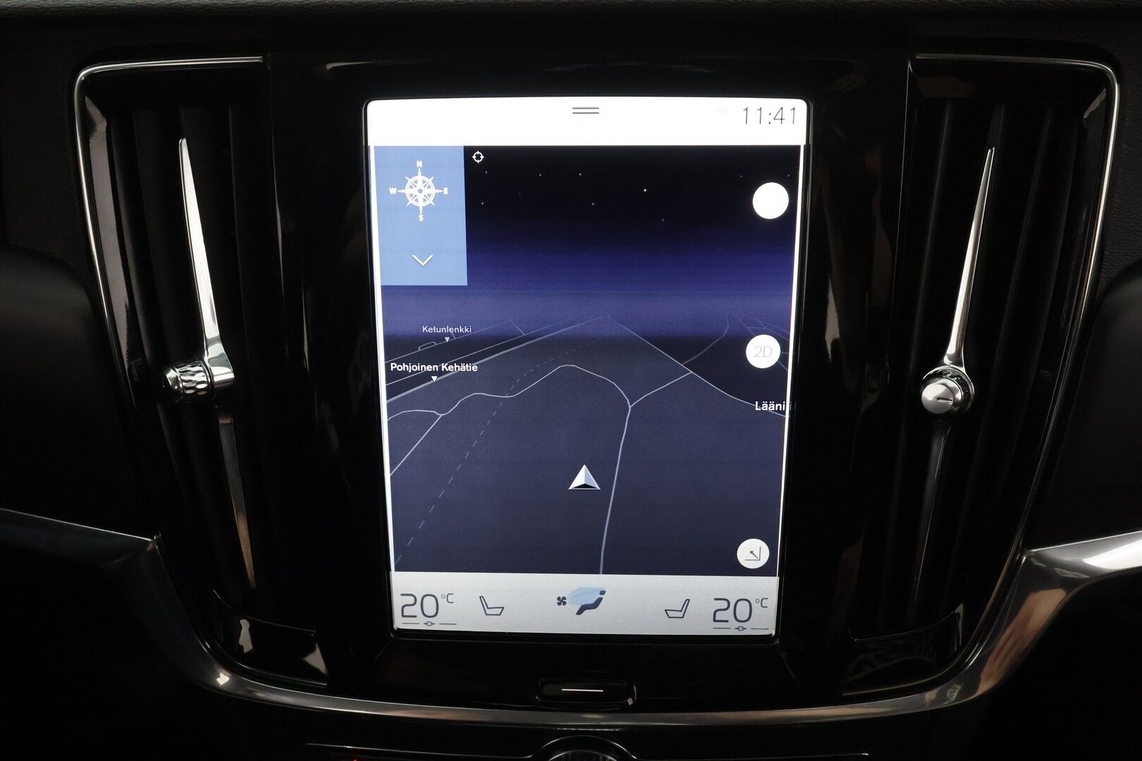 Volvo V90 2017 D3 Business aut * Webasto / Adapt.Vakkari / Vetokoukku / LED / Kaistavahti / Peruutustutkat / Upea! - Kahdet renkaat aluvanteilla / High Perfomance Audio / JUURI HUOLLETTU! - HULLUT AVAJAISHULINAT KORKOTARJOUS 3,29 %