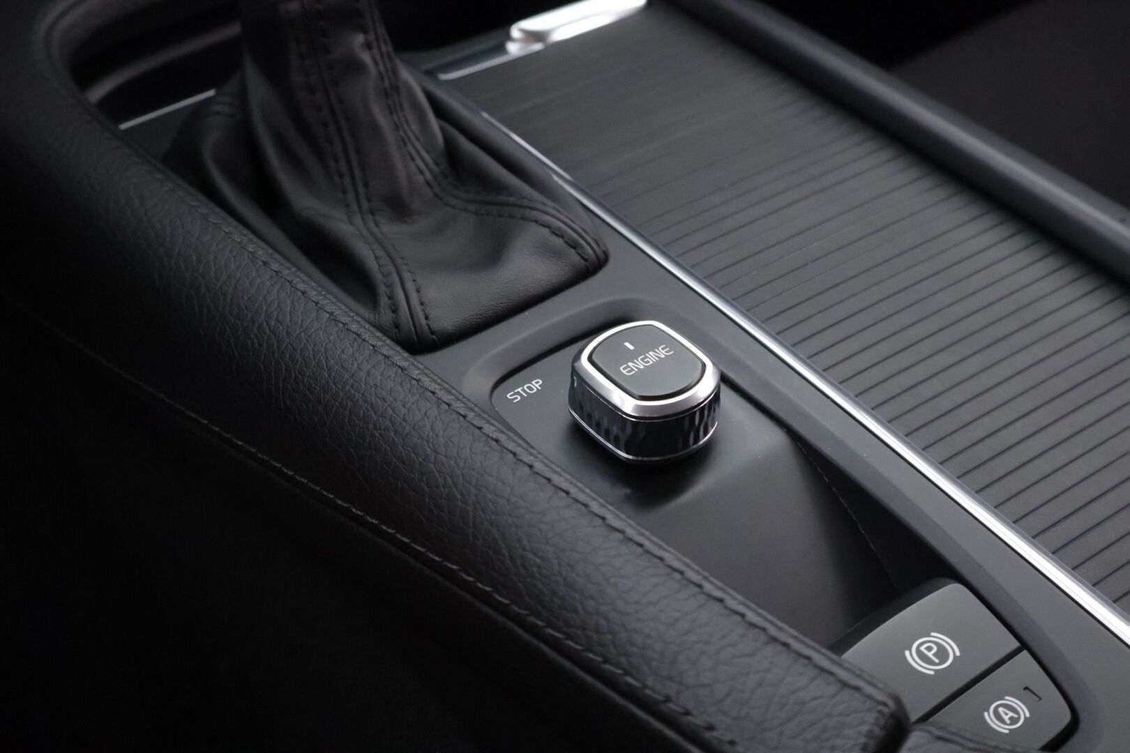 Volvo V90 2017 D3 Business aut - Webasto | Adapt.Vakkari | Vetokoukku | LED | Pilot Assist | High Perf Audio | Sensus Navi | Adapt.LED | Näyttävä!