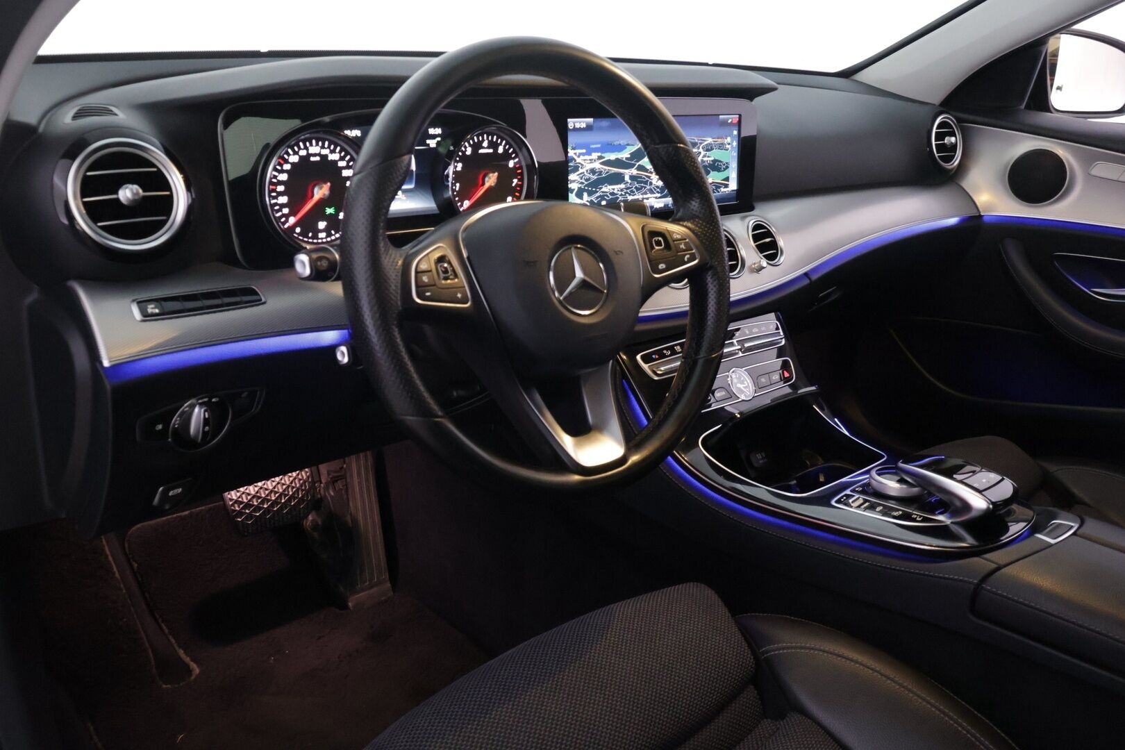 Mercedes-Benz E 2017 E 350 e Sedan (AA) 4ov 1991cm3 A - *Myydään Huutokaupat.com* - KORKO VAIN 3,99 %