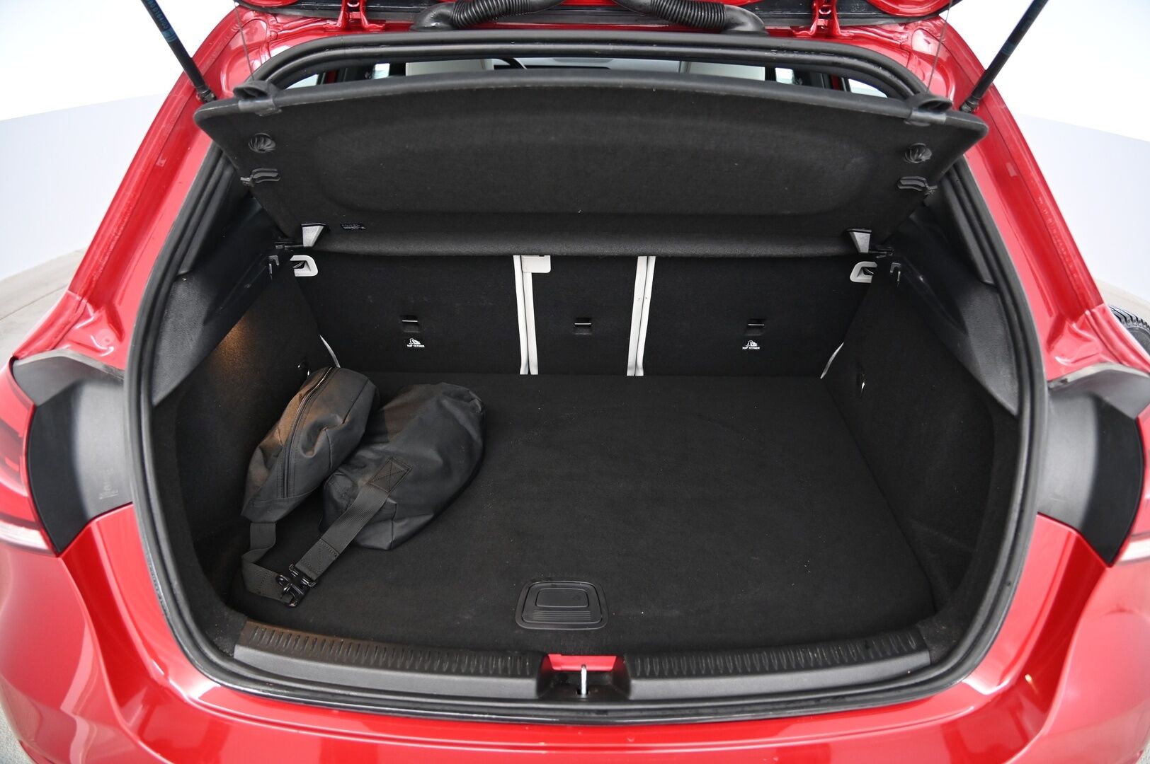 Mercedes-Benz A 2020 250 e Business Style Edition EQ Power *Widescreen / DTR / Lane-Assist / Multi-Beam LED / Ambient* - *Adapt.vakkari / Kahdet aluvanteet omilla renkailla!* - HULLUT JOULUT KORKOTARJOUS 2,49% 