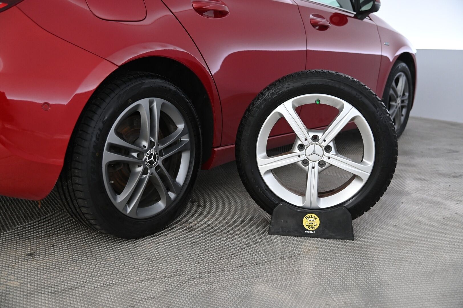 Mercedes-Benz A 2020 250 e Business Style Edition EQ Power *Widescreen / DTR / Lane-Assist / Multi-Beam LED / Ambient* - *Adapt.vakkari / Kahdet aluvanteet omilla renkailla!* - HULLUT JOULUT KORKOTARJOUS 2,49% 