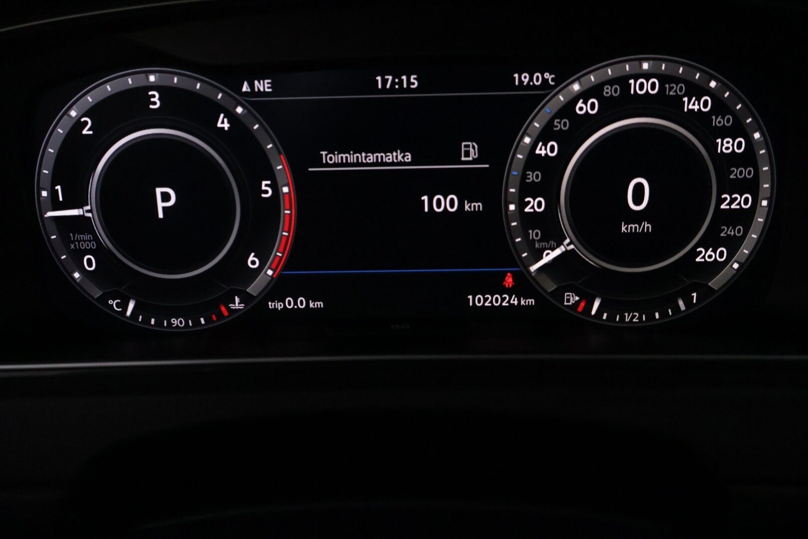 Volkswagen Golf 2020 Variant Alltrack Limited 2,0 TDI SCR 135 kW (184 hv) 4MOTION DSG-automaatti - 2. Om Suomi-Auto | Vetokoukku | Webasto | DynaAudio | Hieronta | KeylessGo | Huollettu 10/2026! - KORKO VAIN 3,99 %
