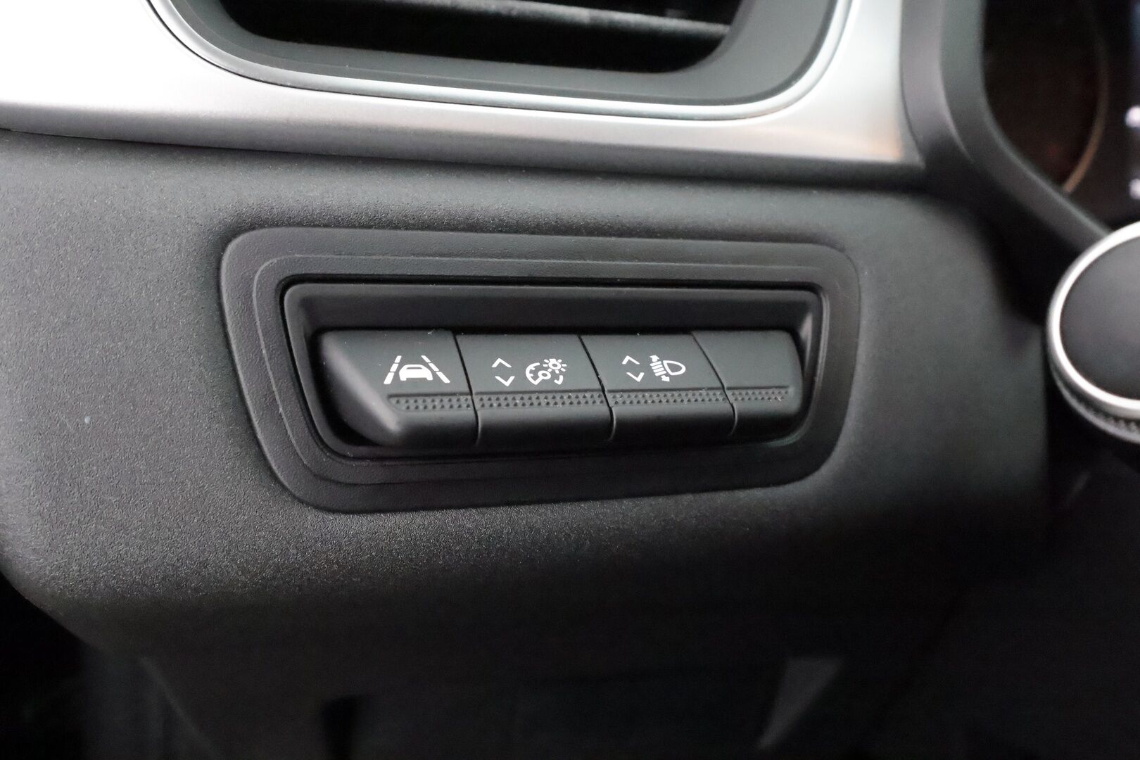 Renault Captur 2020 TCe 130 EDC7-aut Zen * Vakkari / P.tutka / Navi / LED / Kaistavahti / Keyless / Bluetooth * - Suomi-auto / Kahdet renkaat aluvanteilla 